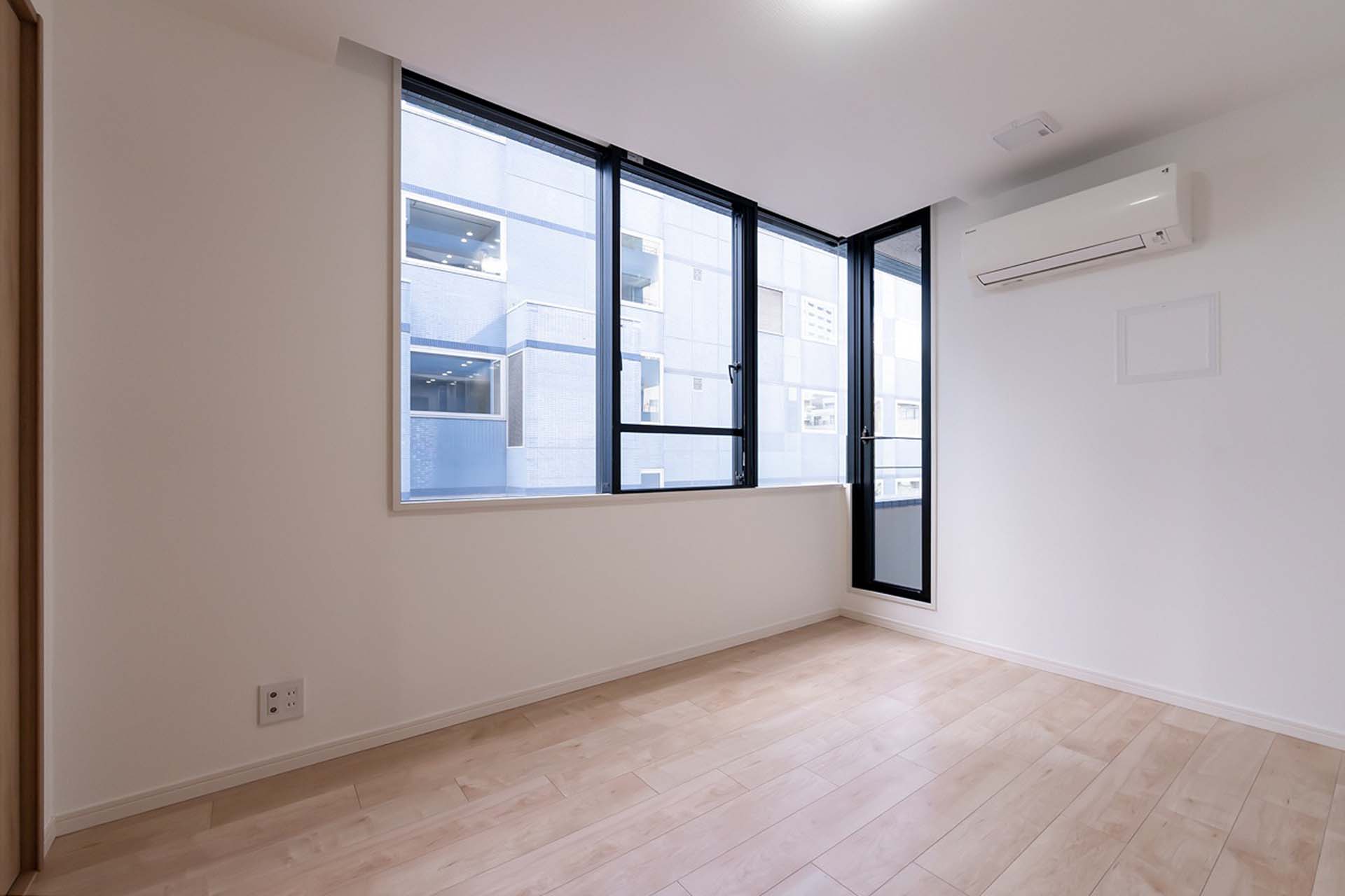 SHIBA HEIGHTS 701 bedroom.jpg