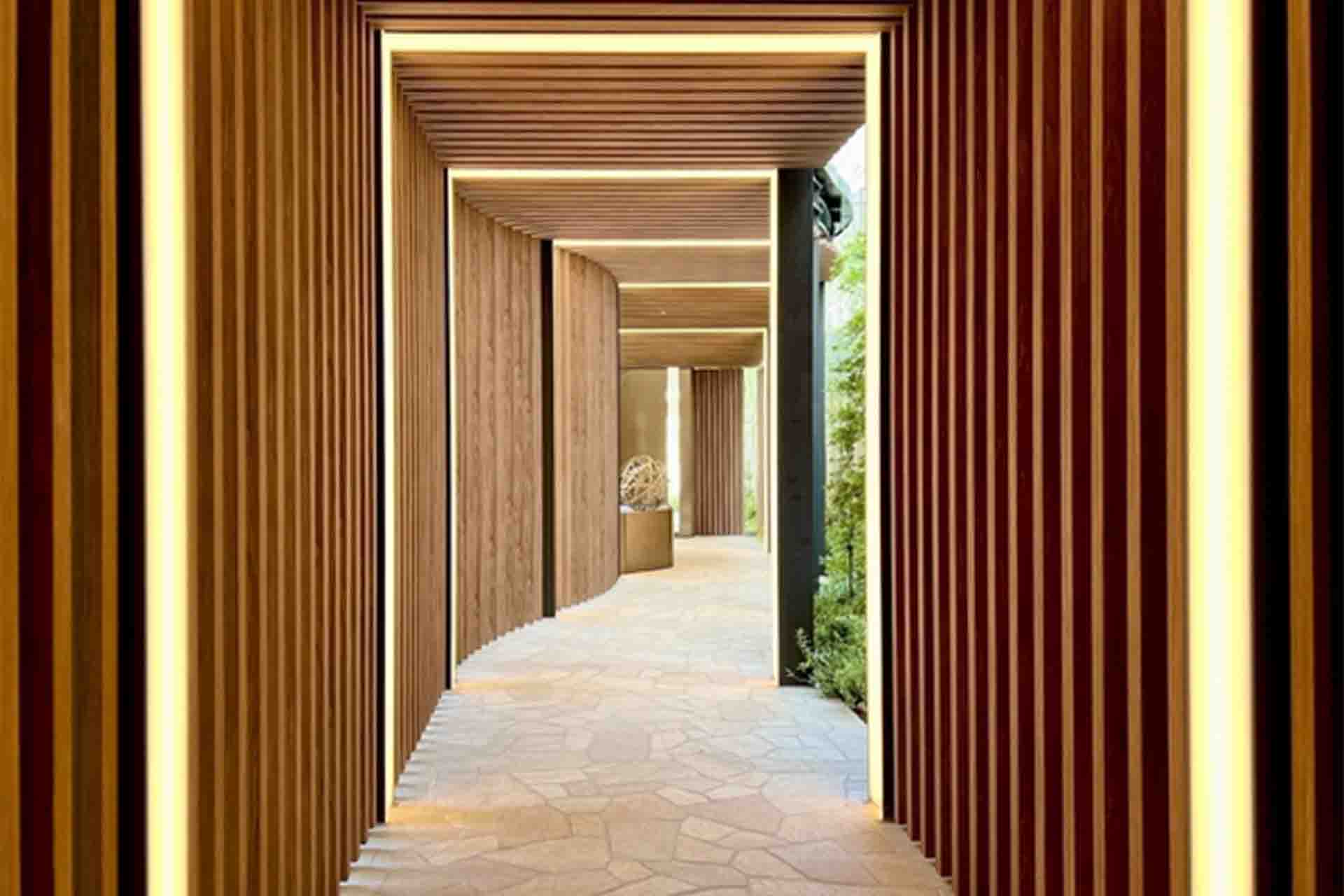 Park Court Minami Aoyama 3-chome801 ent.jpg