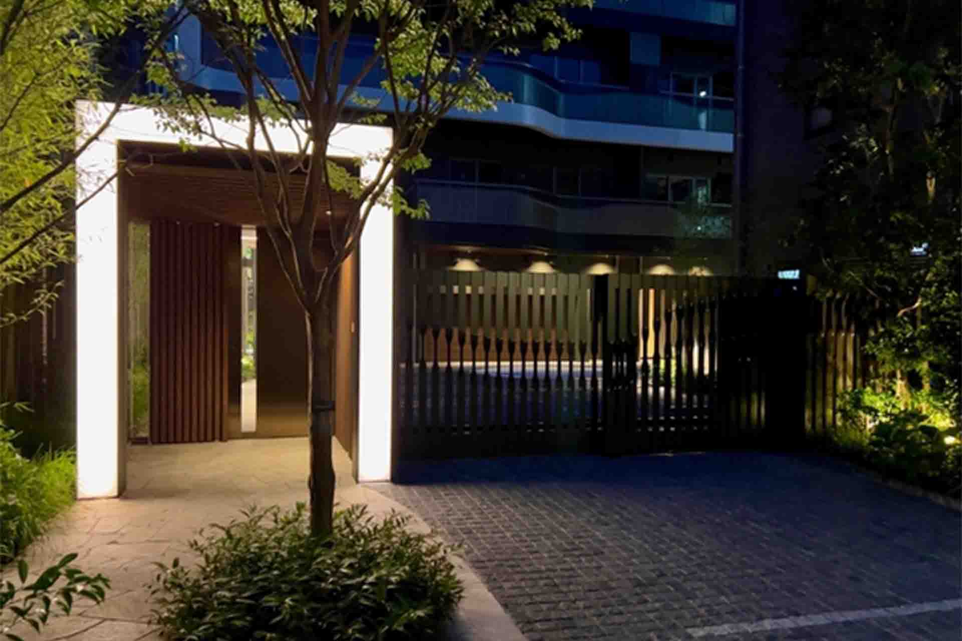 Park Court Minami Aoyama 3-chome801 ent2.jpg