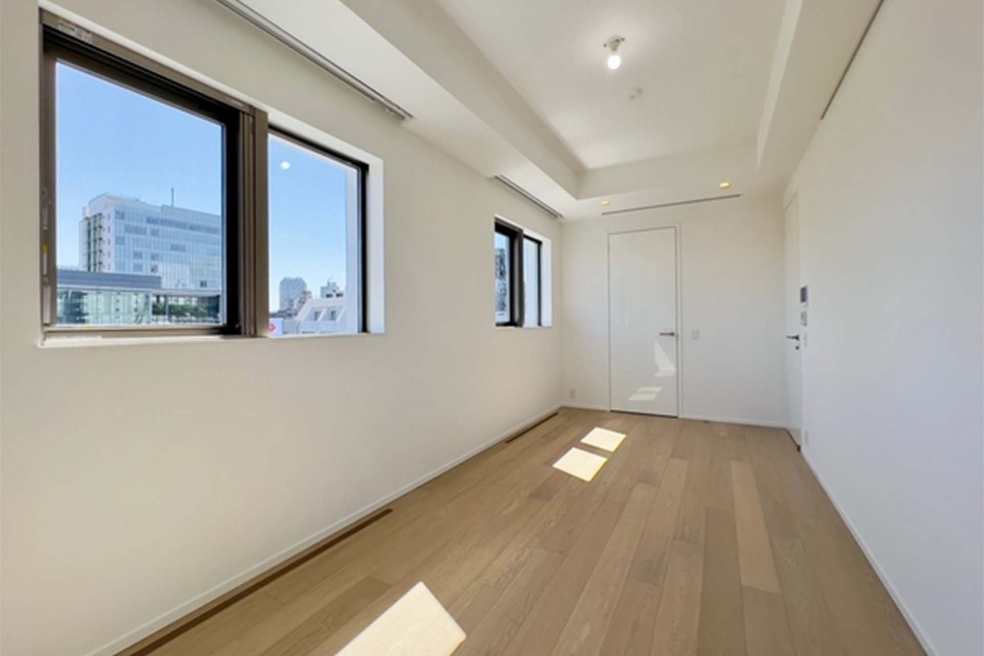 Park Court Minami Aoyama 3-chome801 bedroom3.jpg