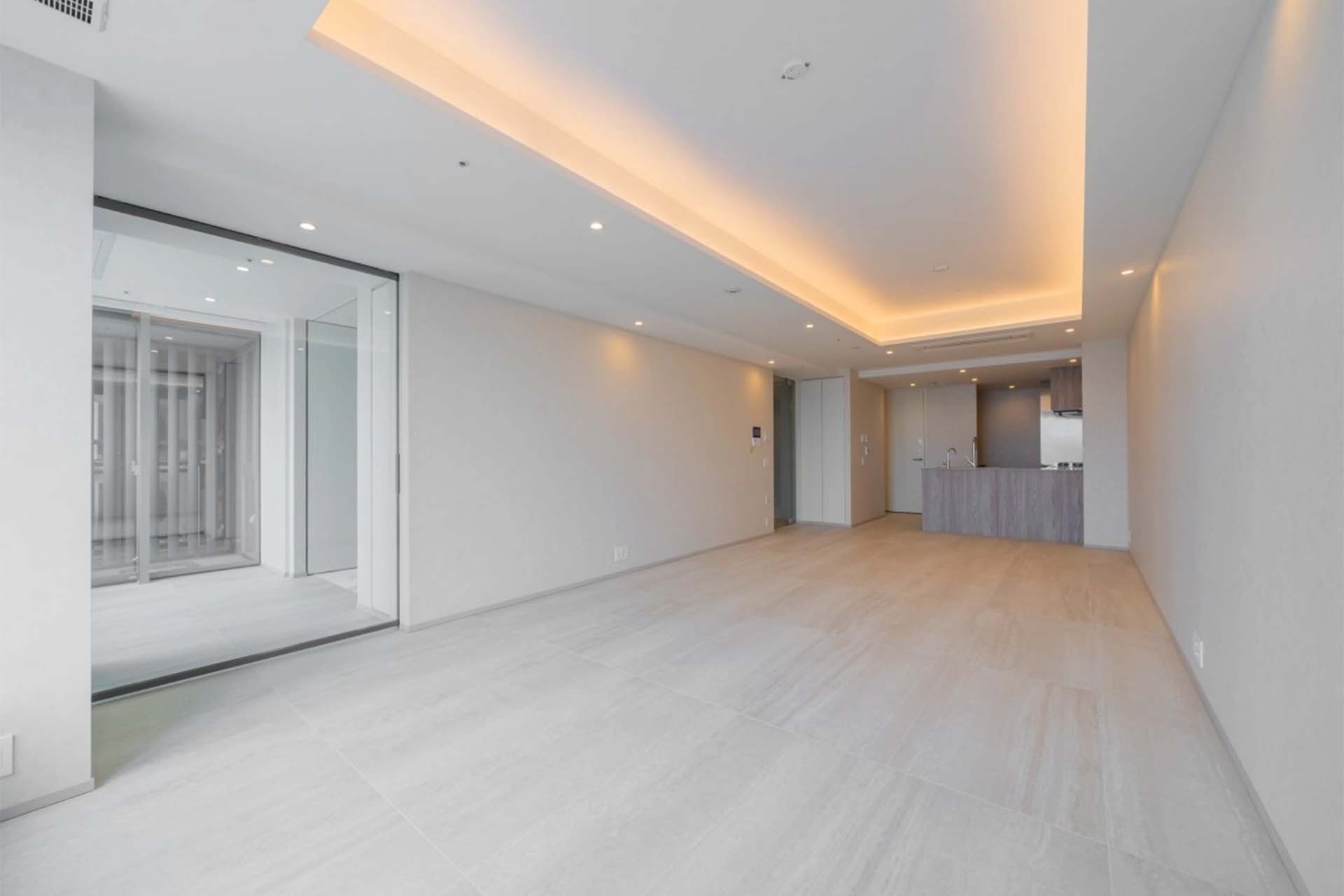 Mita Garden Hills   EAST HILL LDK.jpg