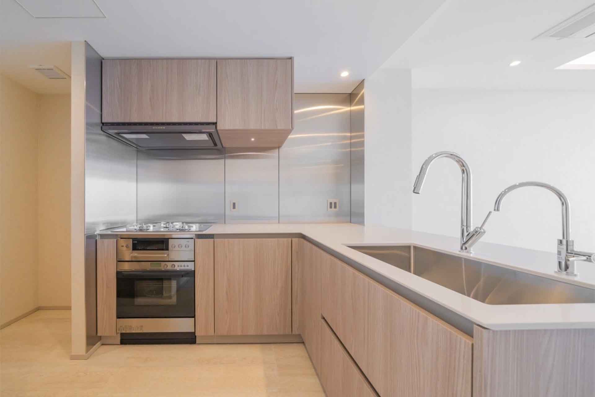 Mita Garden Hills   EAST HILL kitchen.jpg