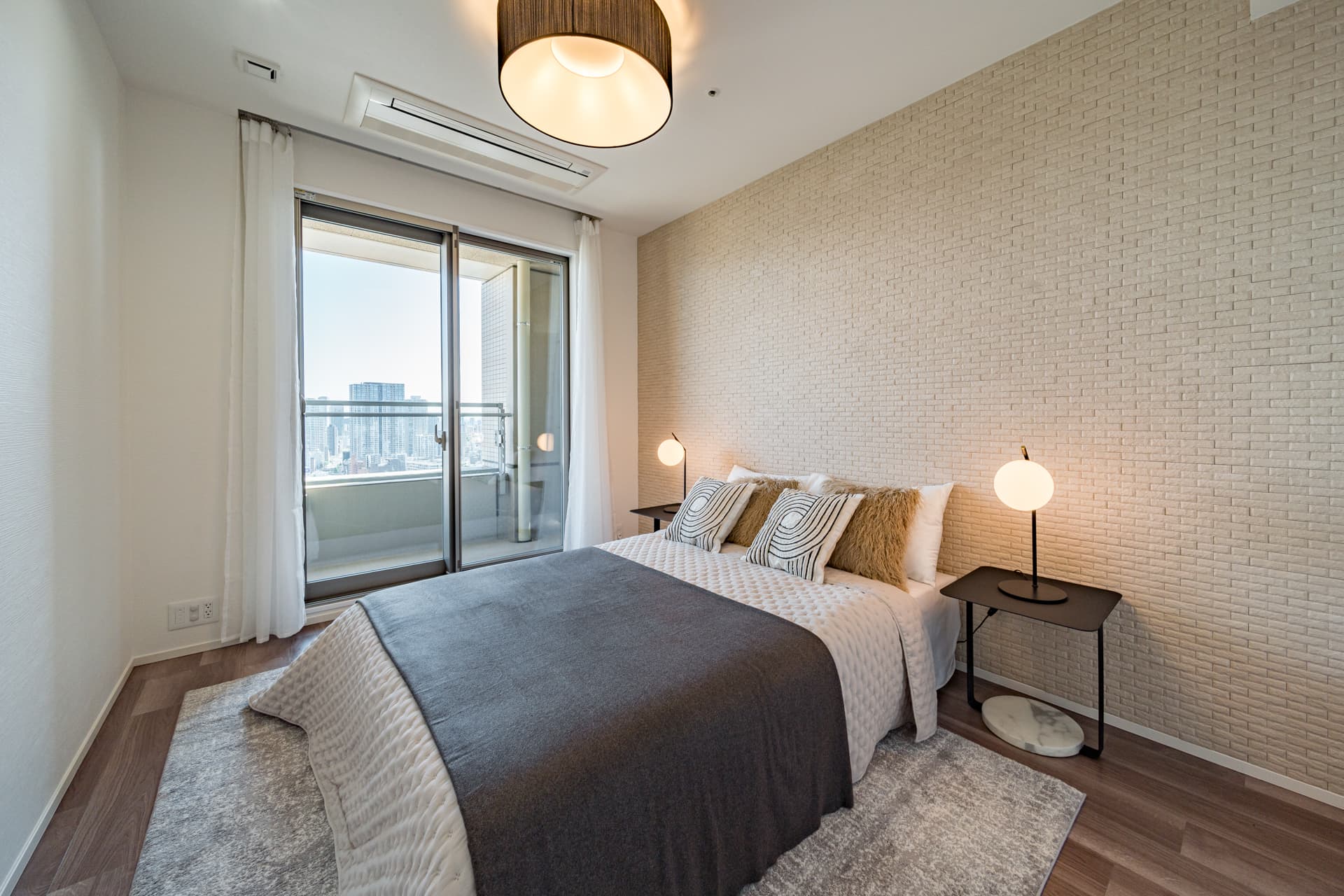 Park Court Azabujuban The Tower  bedroom2.jpg