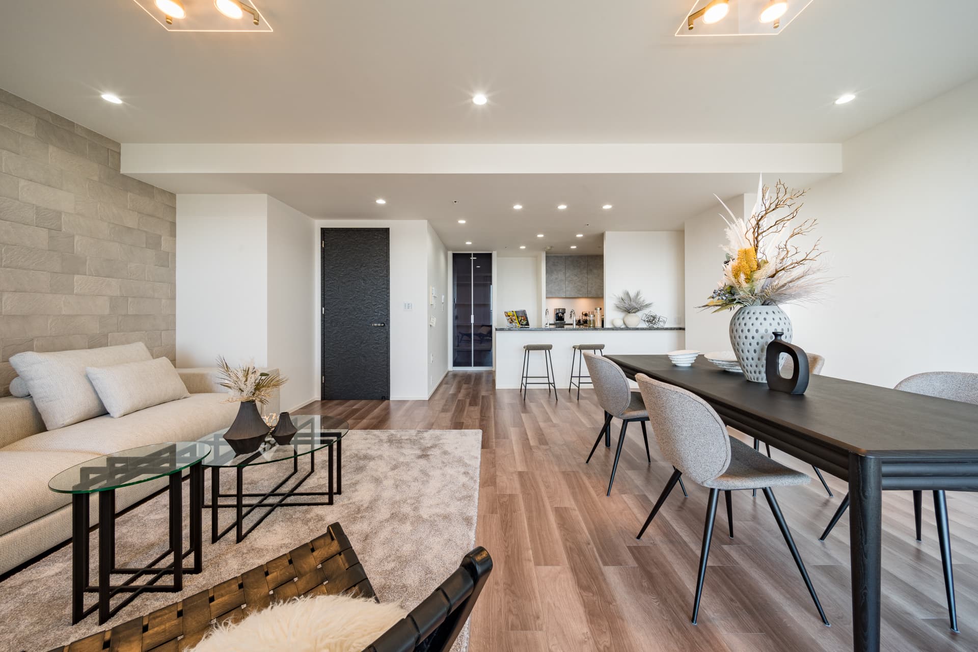 Park Court Azabujuban The Tower  LDK5.jpg