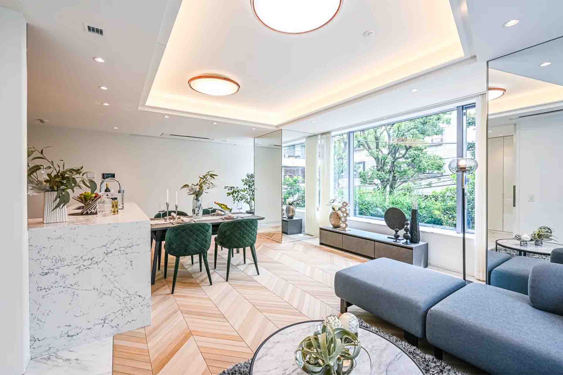 Park Mansion Toriizaka  LDK2.jpg