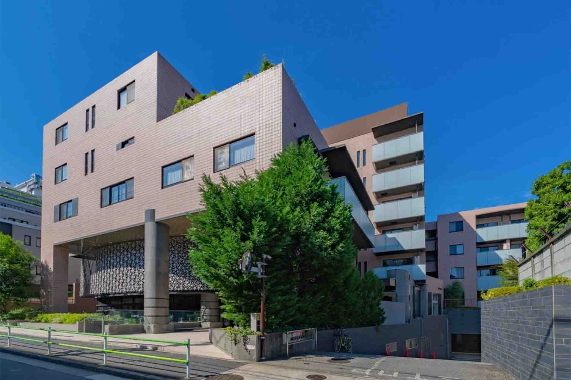 The Upper Residence Minami Aoyama 3.jpg