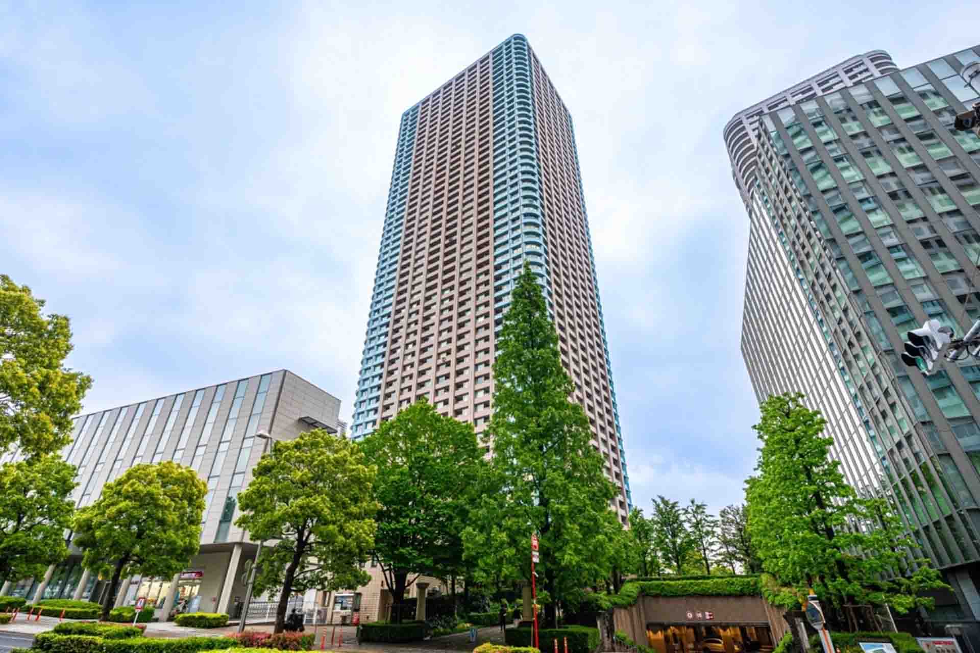 CENTURY PARK TOWER.jpg