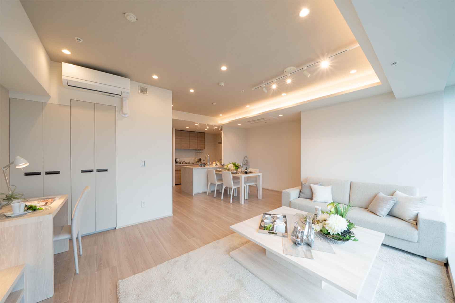 Shirokane The Sky Building E LDK4.jpg