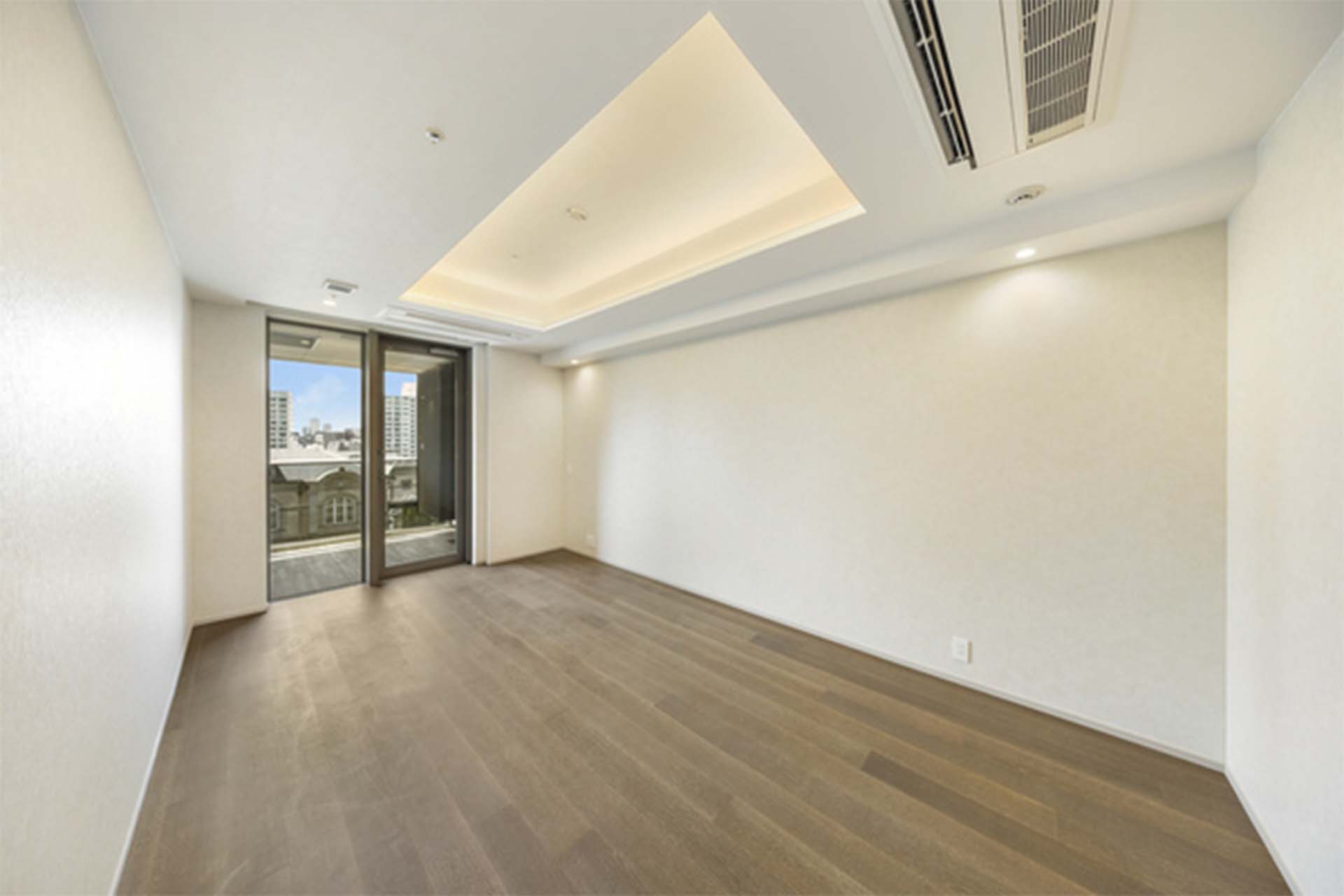 Mita Garden Hills Park Mansion bedroom.jpg