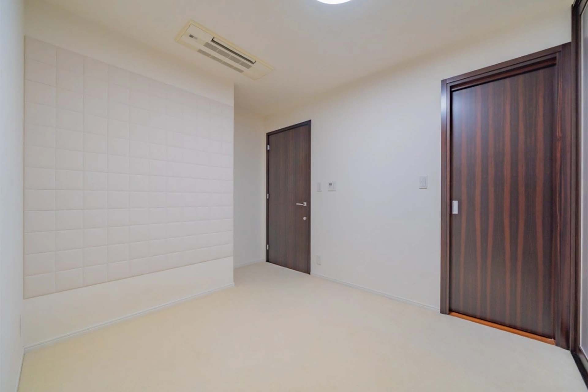 Grand Suite Hiroo bedroom.jpg