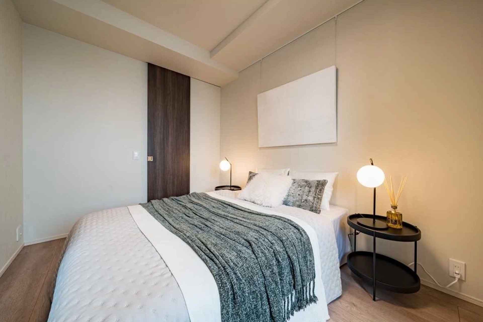 Proud Tower Shibaura  bedroom2.jpg