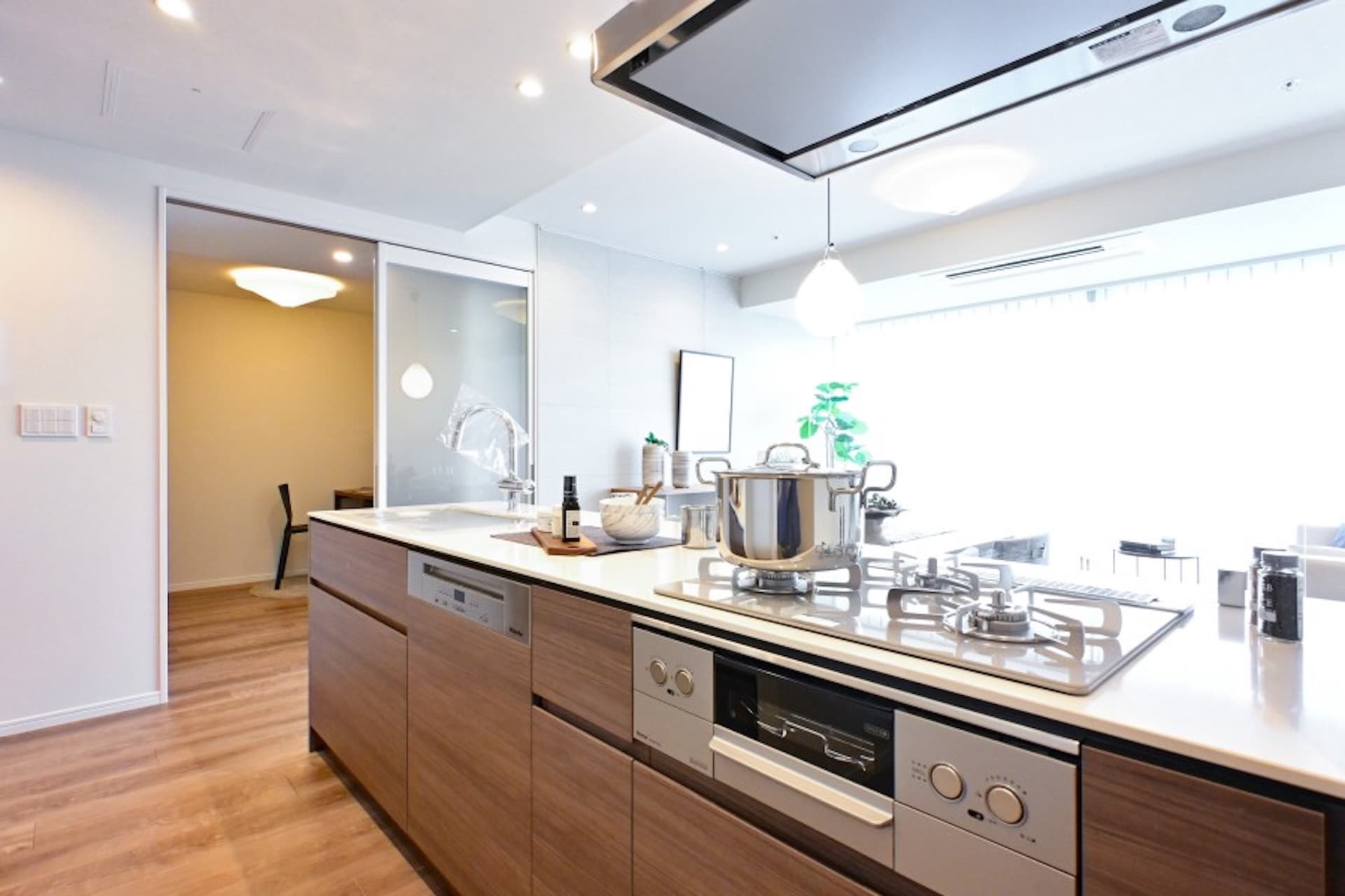 World City Towers Aqua Tower kitchen.jpeg