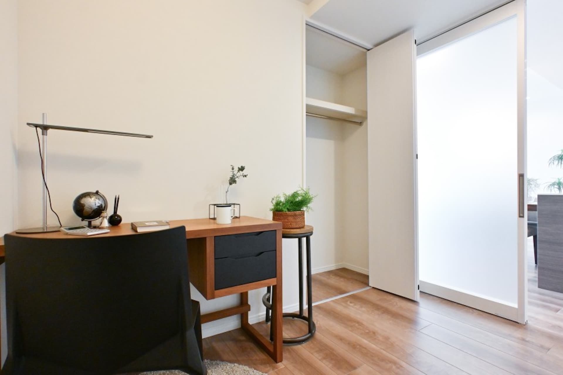 World City Towers Aqua Tower bedroom.jpeg