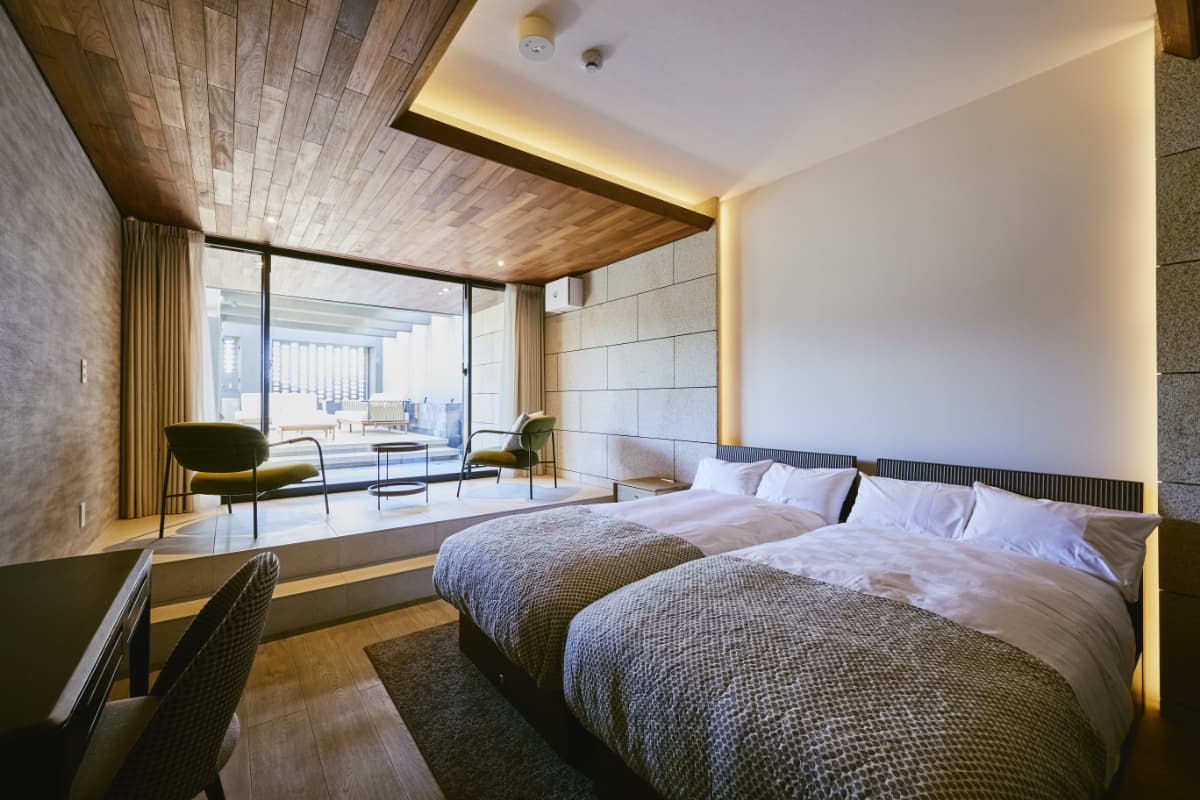 yuigahama bedroom2.jpg