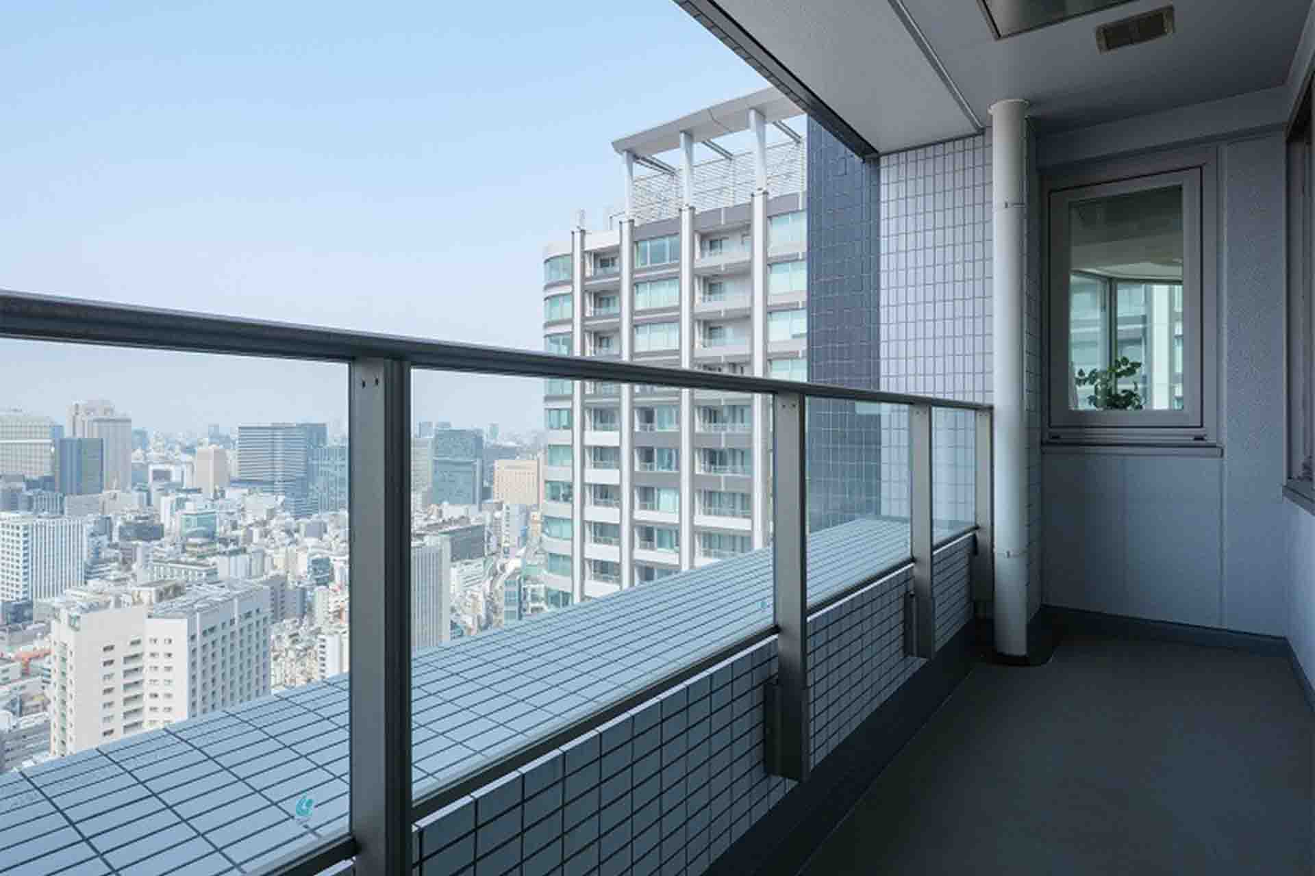 Tokyo Twin Parks Light Wing  balcony.jpg