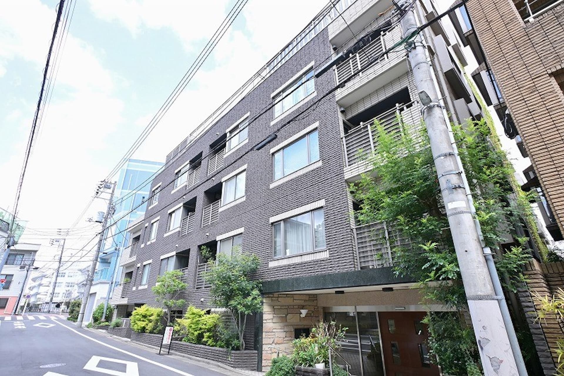 Casa Feliz Yoyogi Uehara 1.jpeg