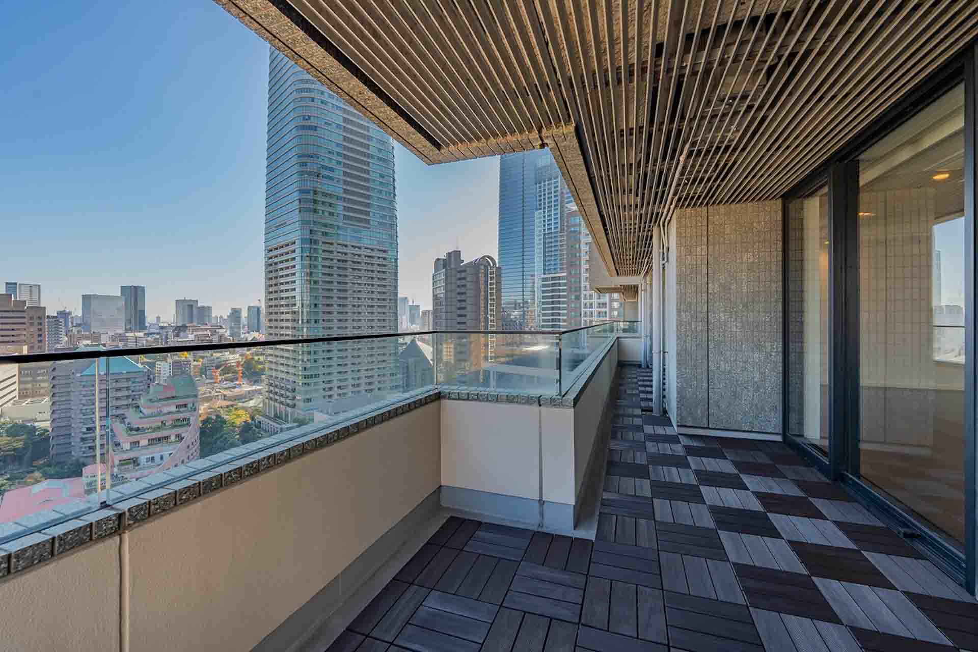 Izumi Garden Residence balcony.jpg