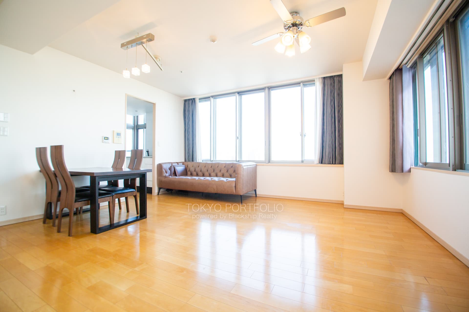 The Towers Daiba-02.jpg