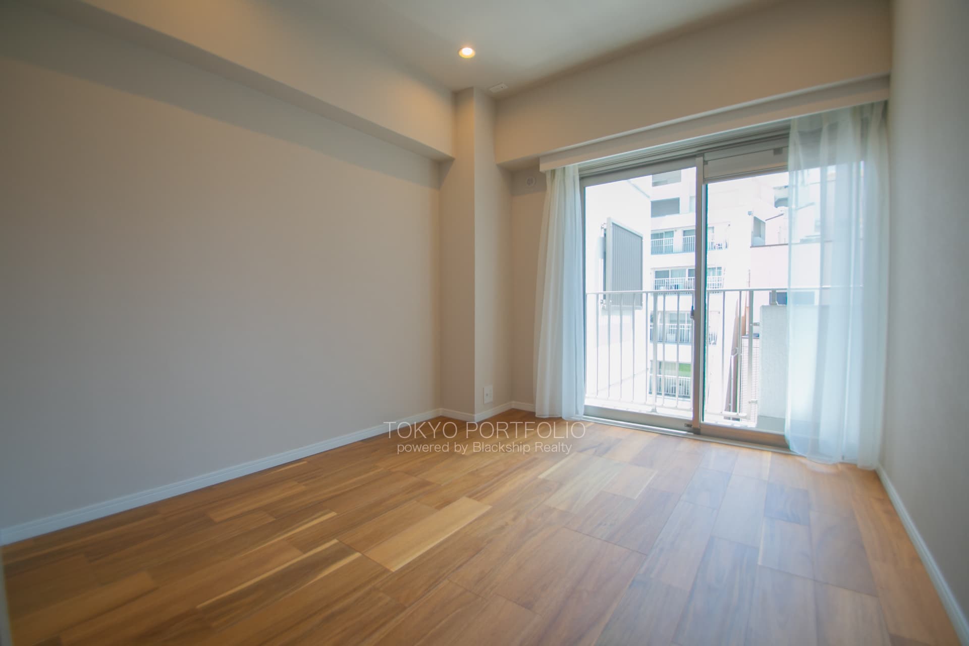 Apartment VIP Nihonbashi Hamacho-03.jpg