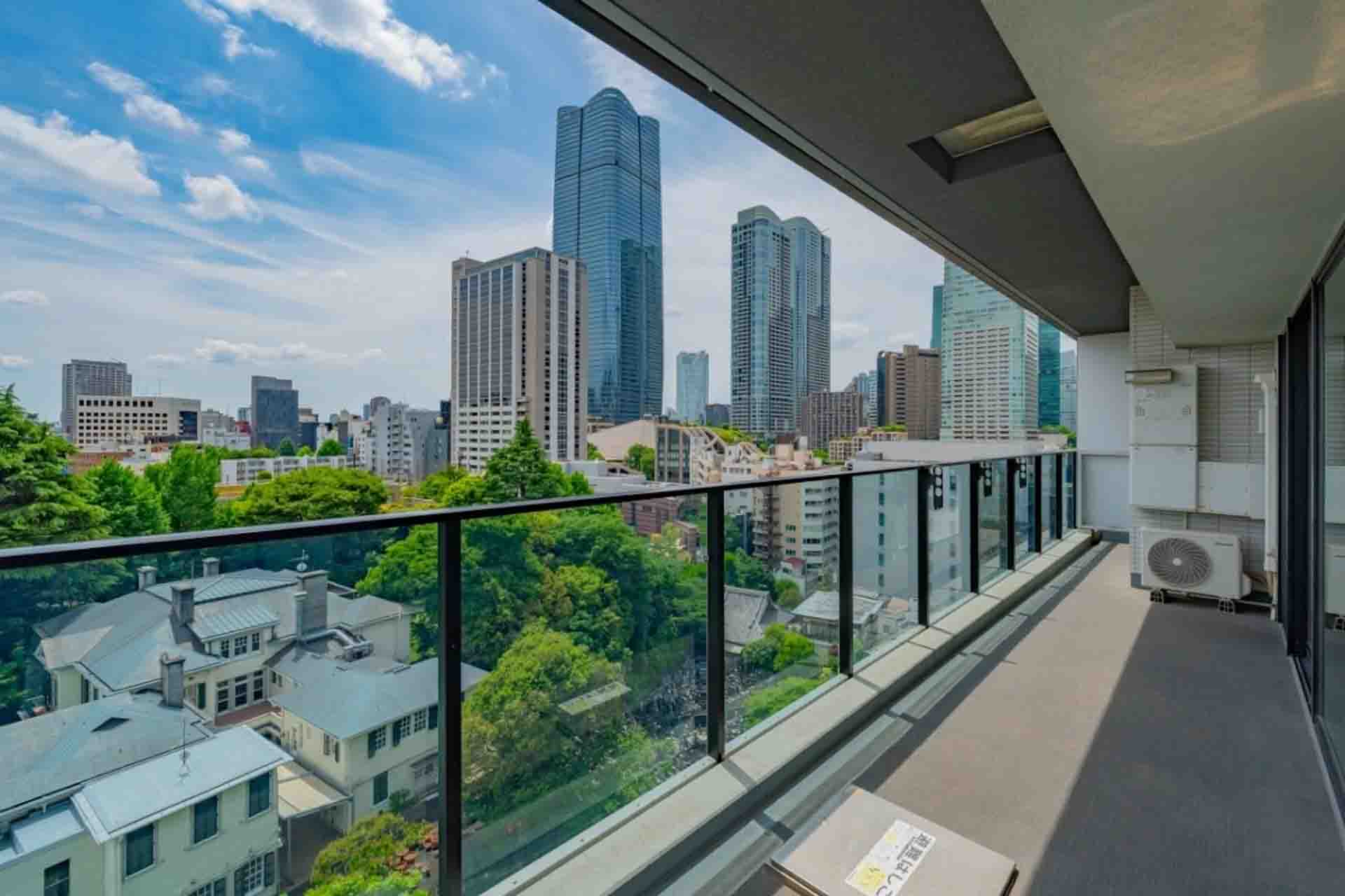 Wellistower Atago Toranomon1.jpg