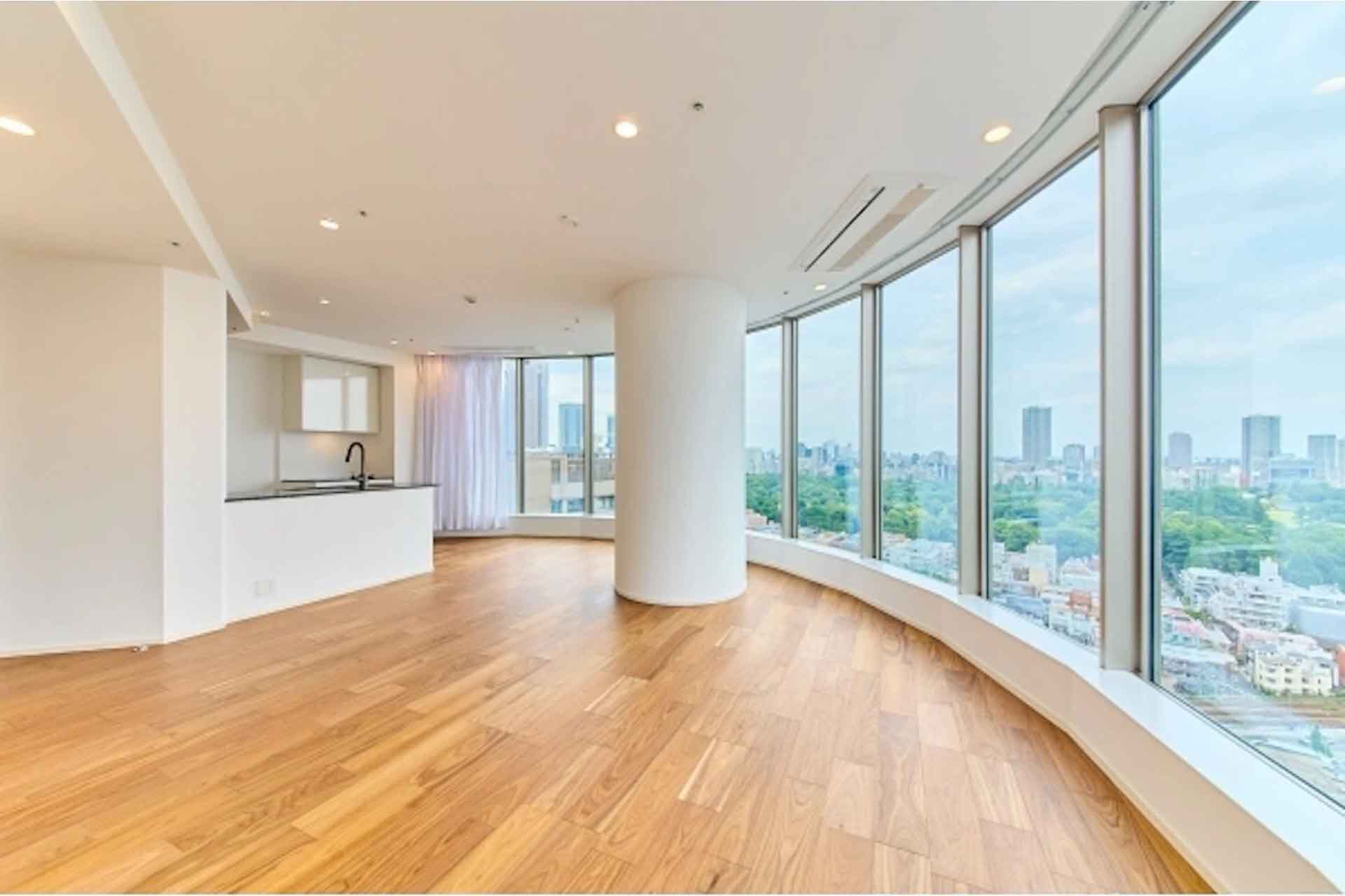 Park Court Jingu Kitasando The Tower2.jpg