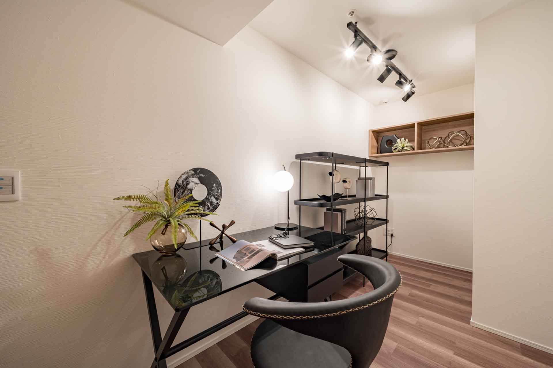 Shirokane The Sky8.jpg