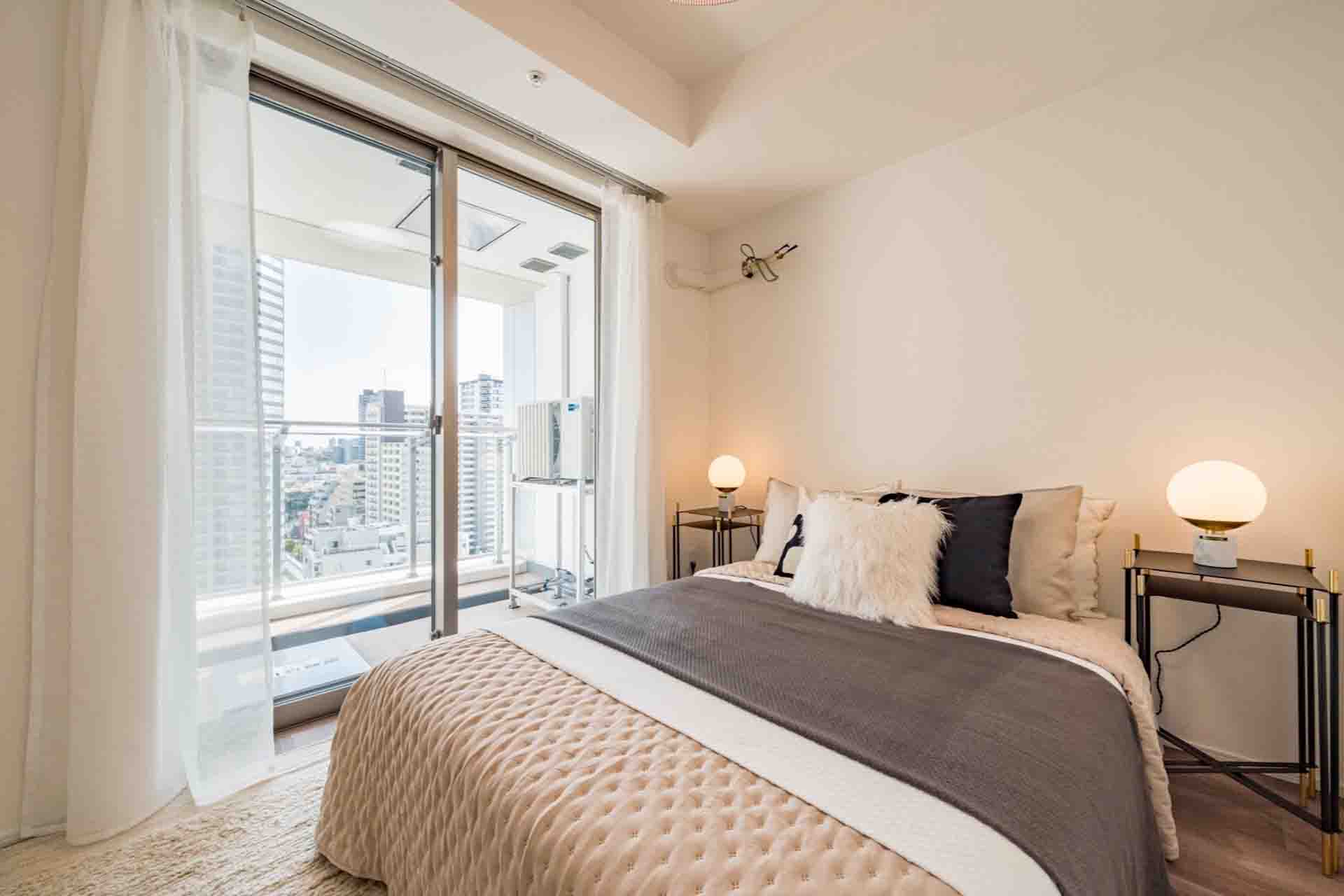 Shirokane The Sky14.jpg