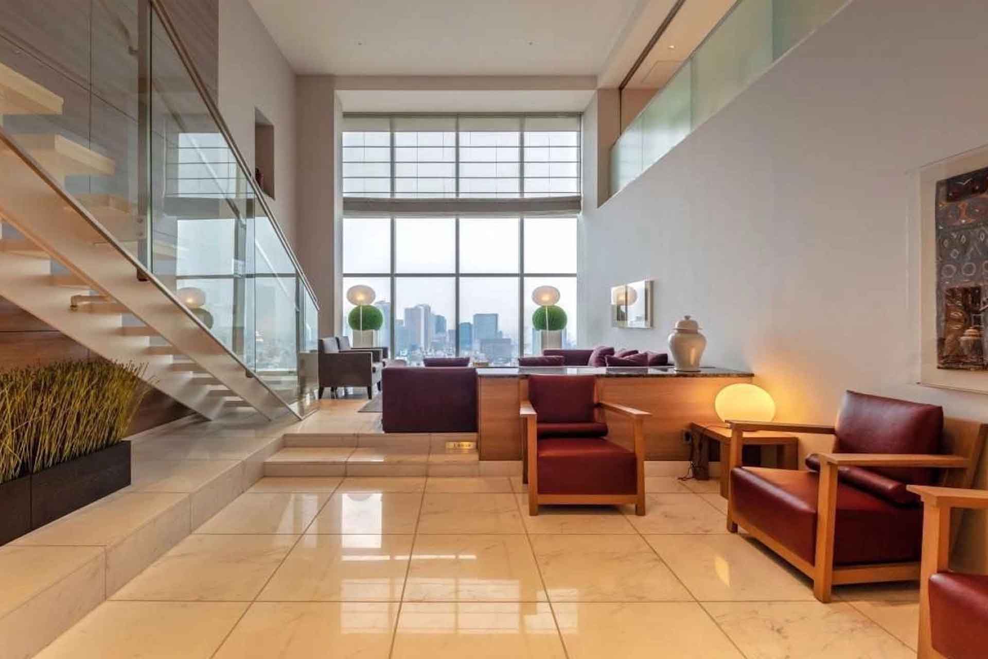 Tomihisa Cross Comfort Tower24.jpg