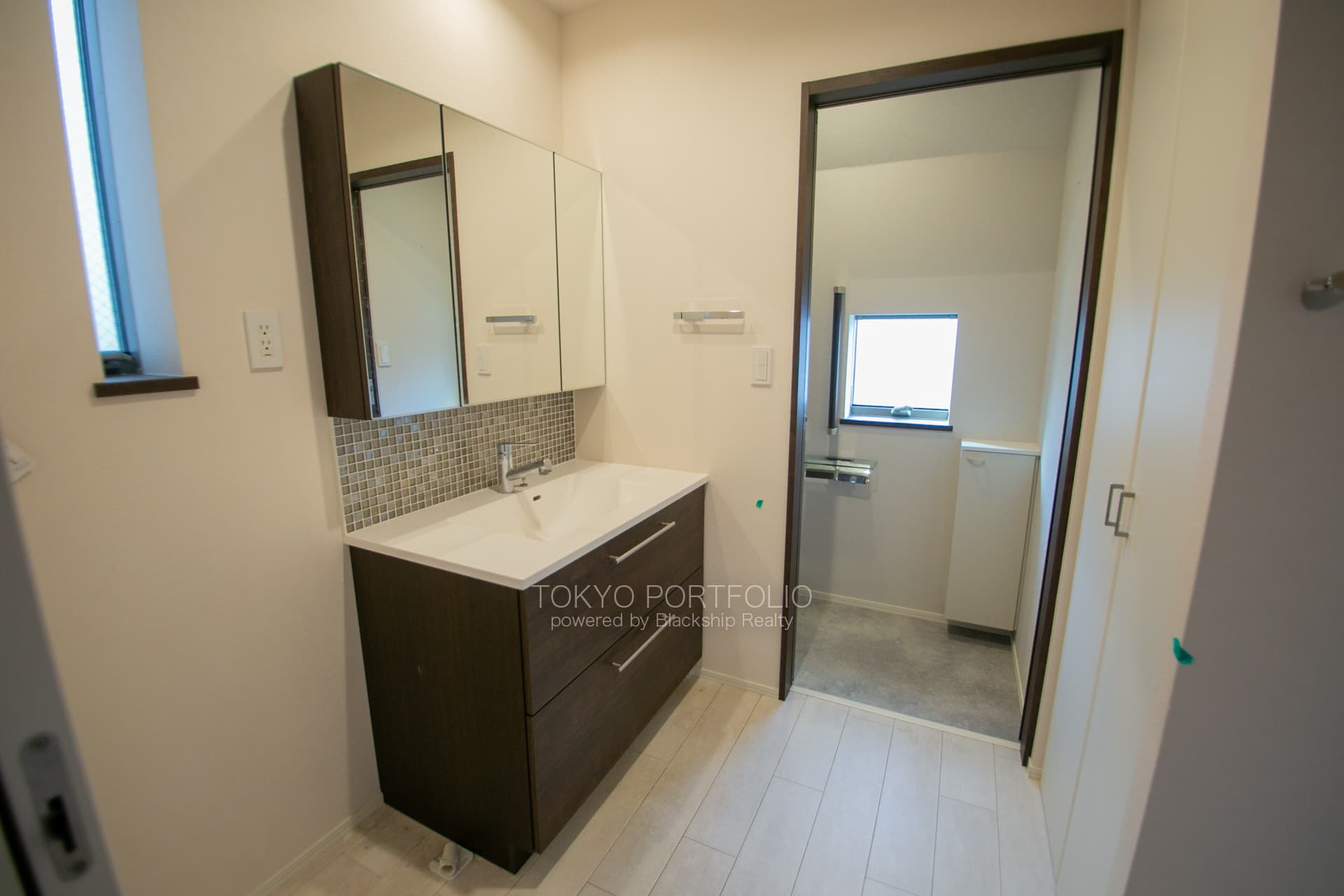 Meguro-ku Minami 1-chome  house-03.jpg