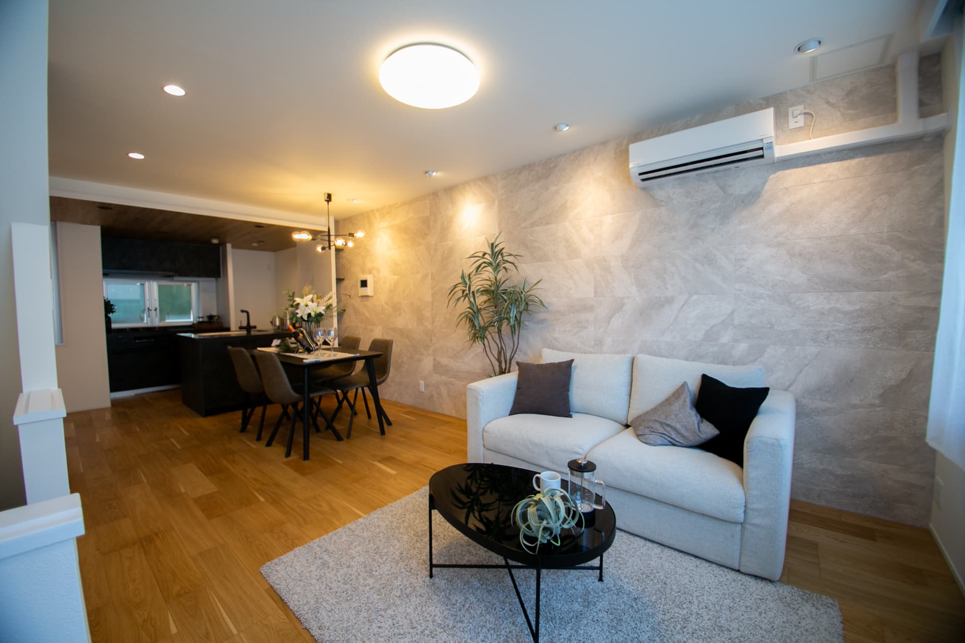 SEBON GRANDIR KAKINOKIZAKA. IG-17.jpg