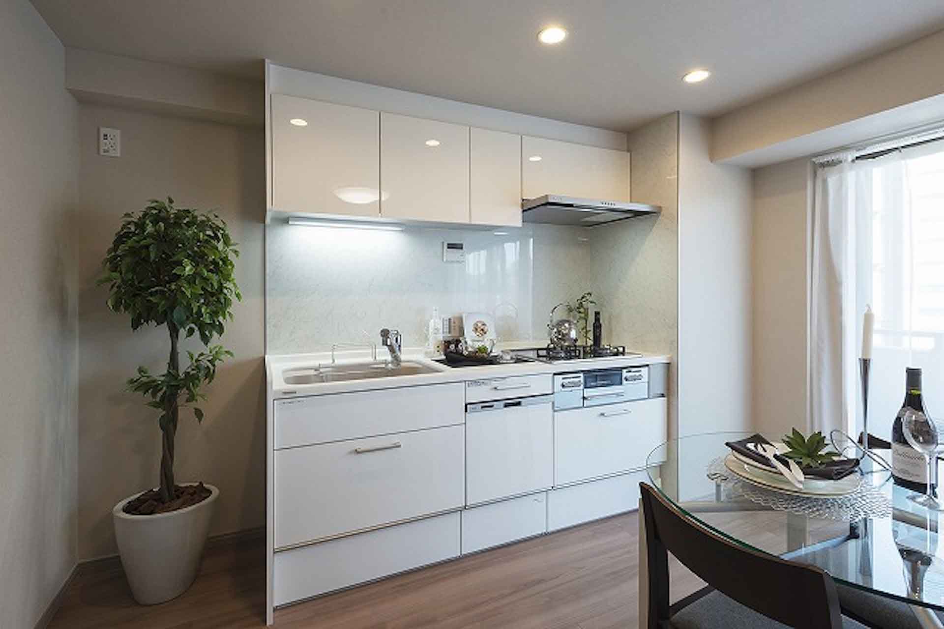 Freedio Nishiazabu1.jpg