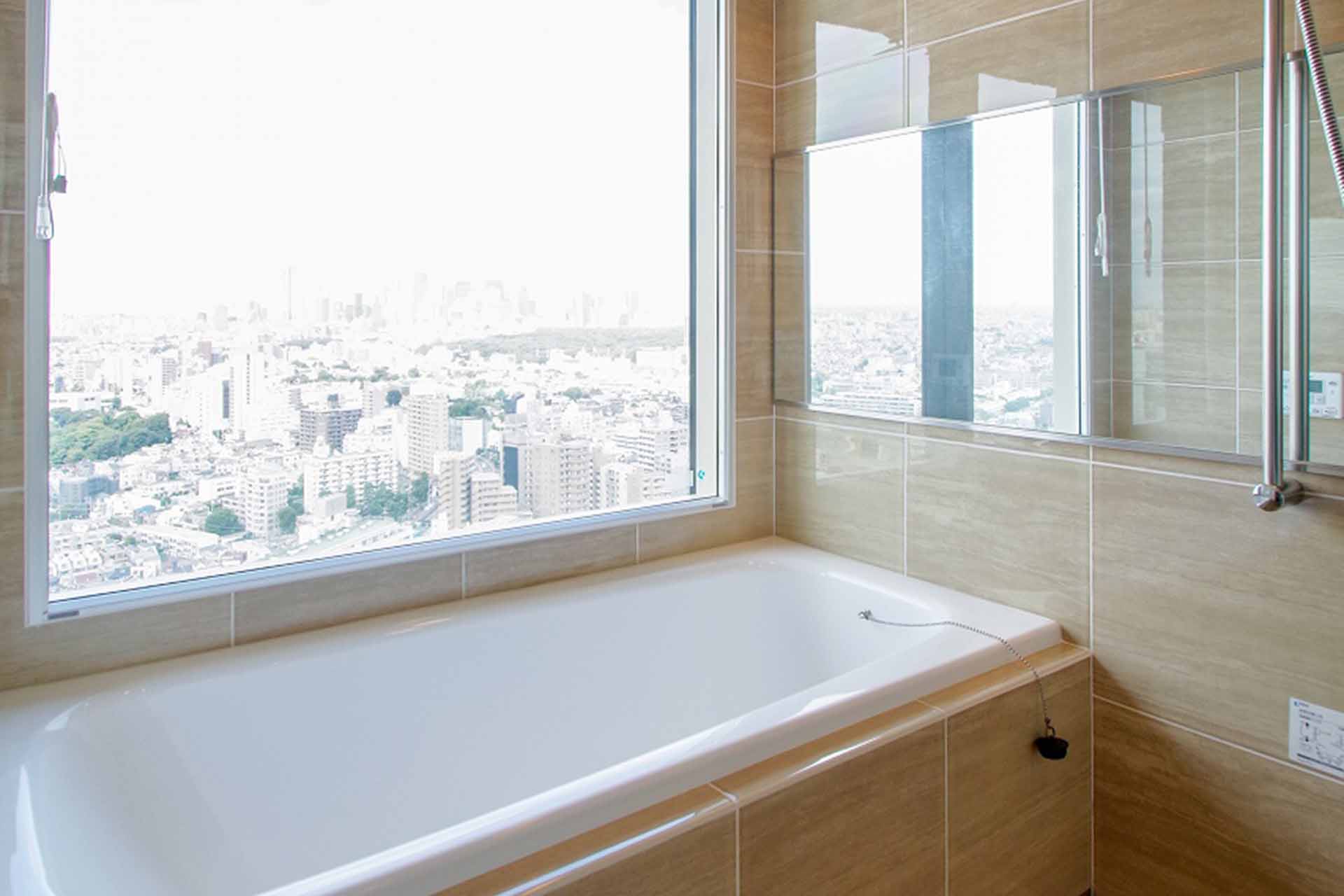 La Tour AOBADAI05.jpg