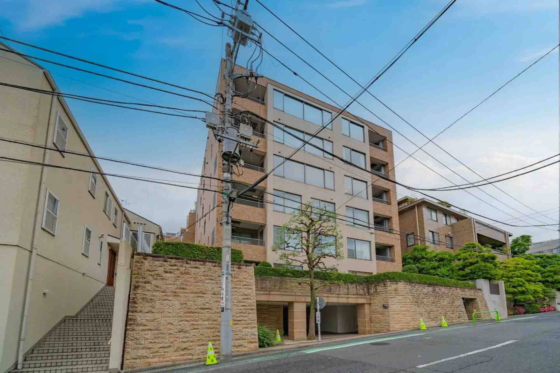 Park Court Minamiazabu Hilltop Residence3.jpg