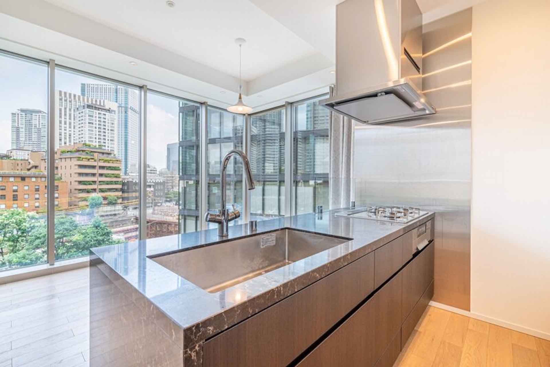 Park Court Toranomon3.jpg