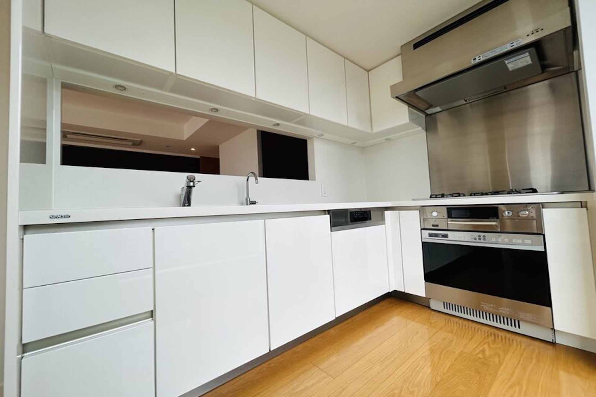 Toranomon Towers Residences2.jpg