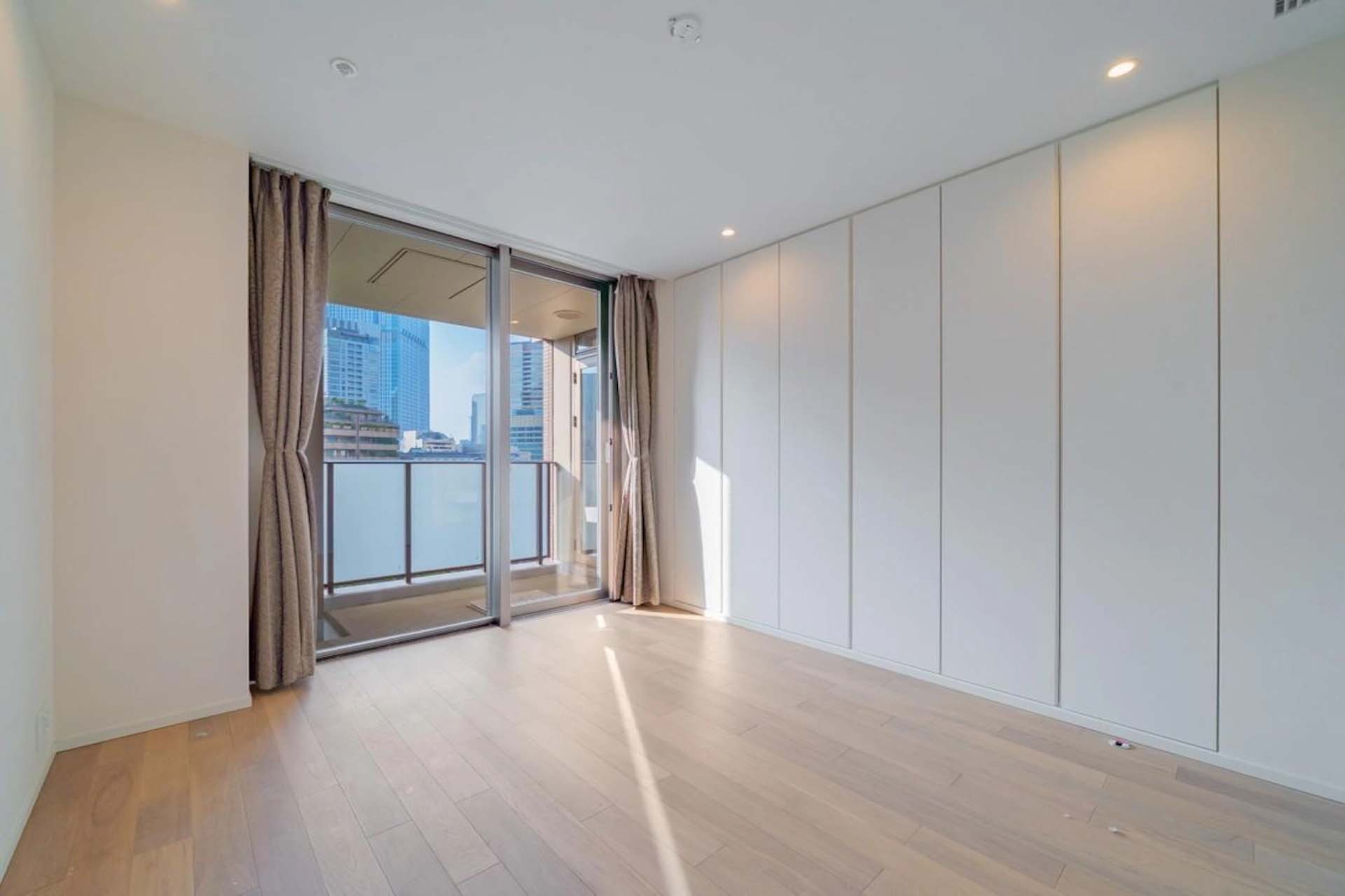 Park Court Toranomon1.jpg