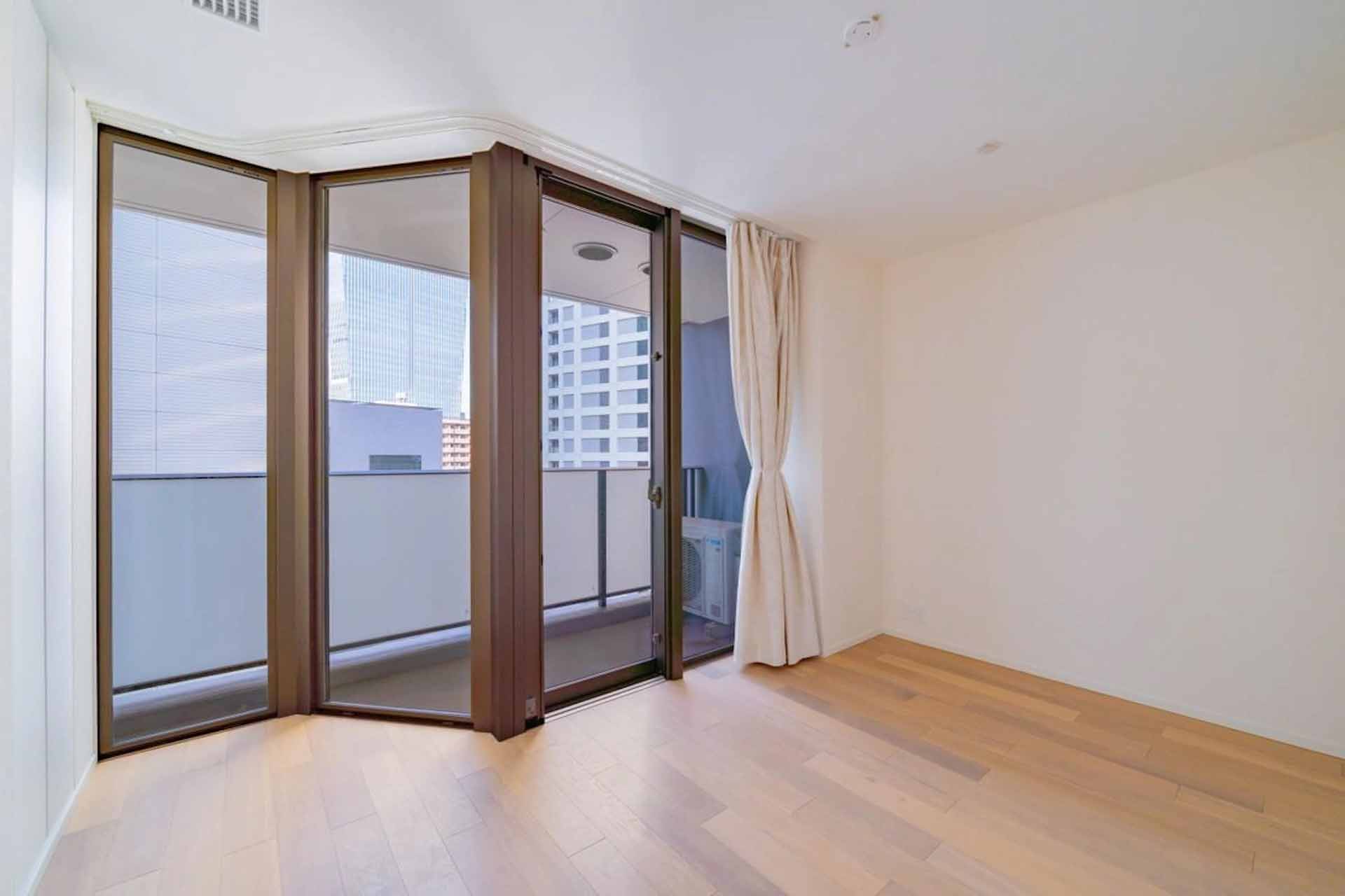 Park Court Toranomon11.jpg