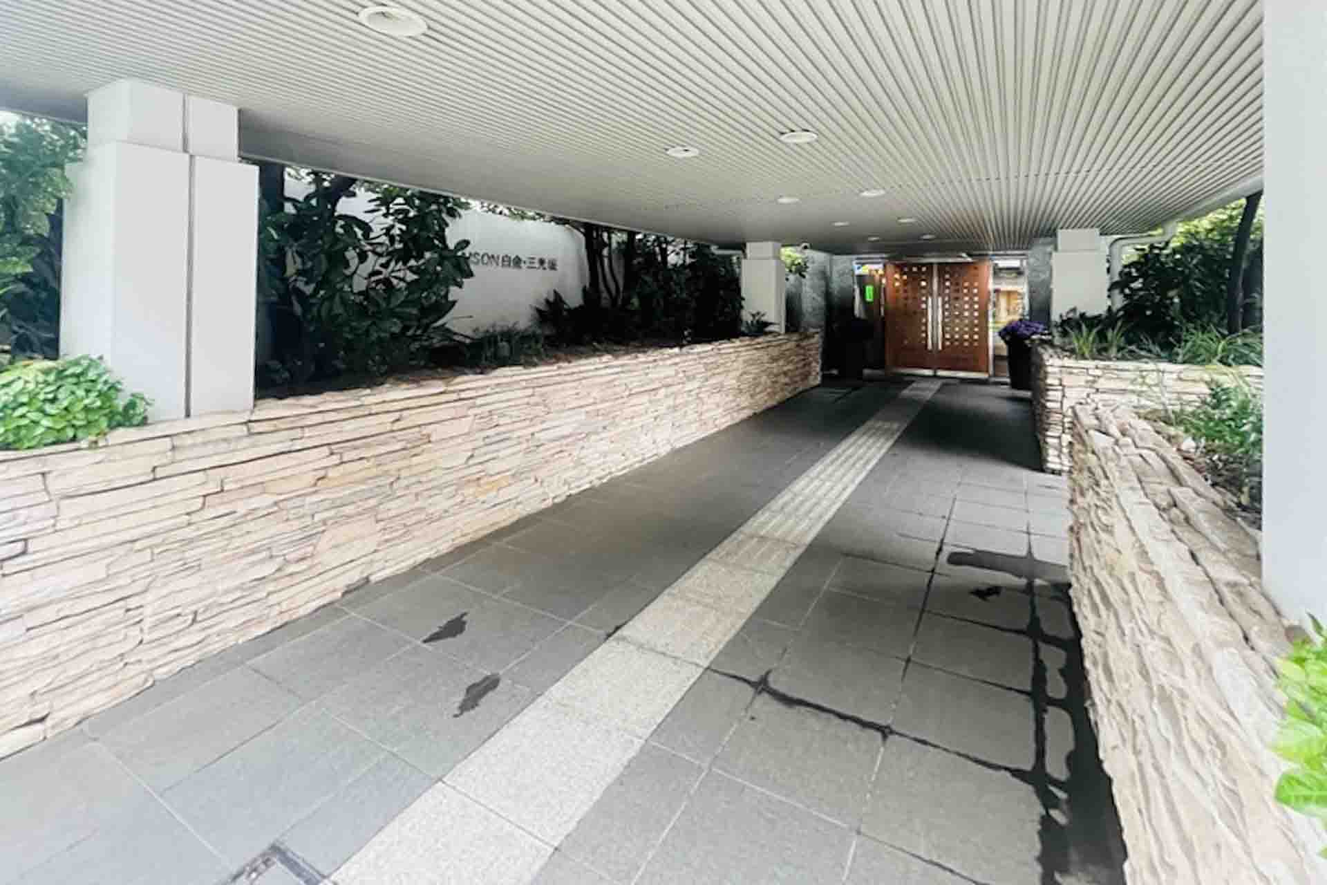 Grand Maison Shirokane Sankozaka2.jpg