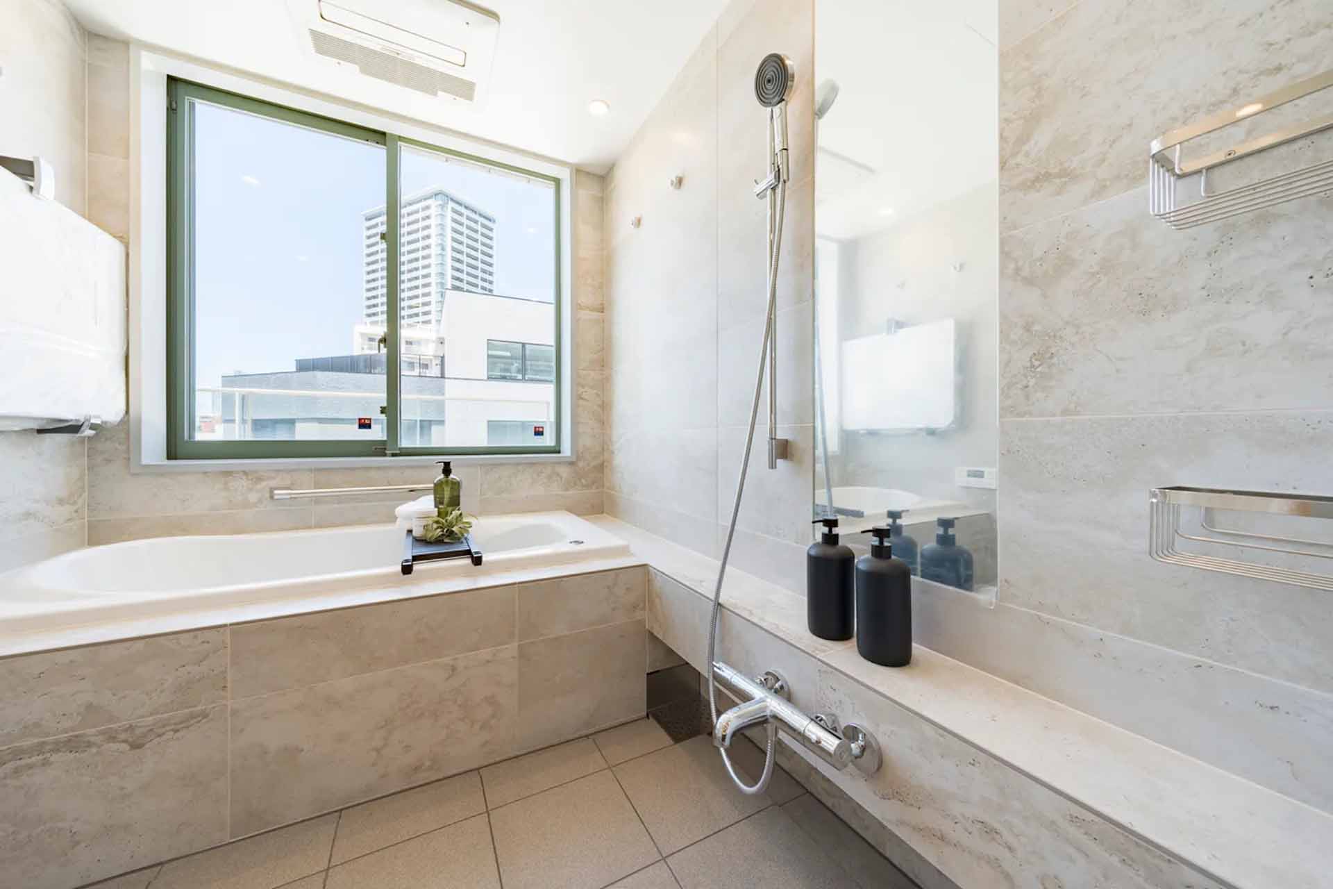 Park Mansion Shirokanedai Cinq9.jpg