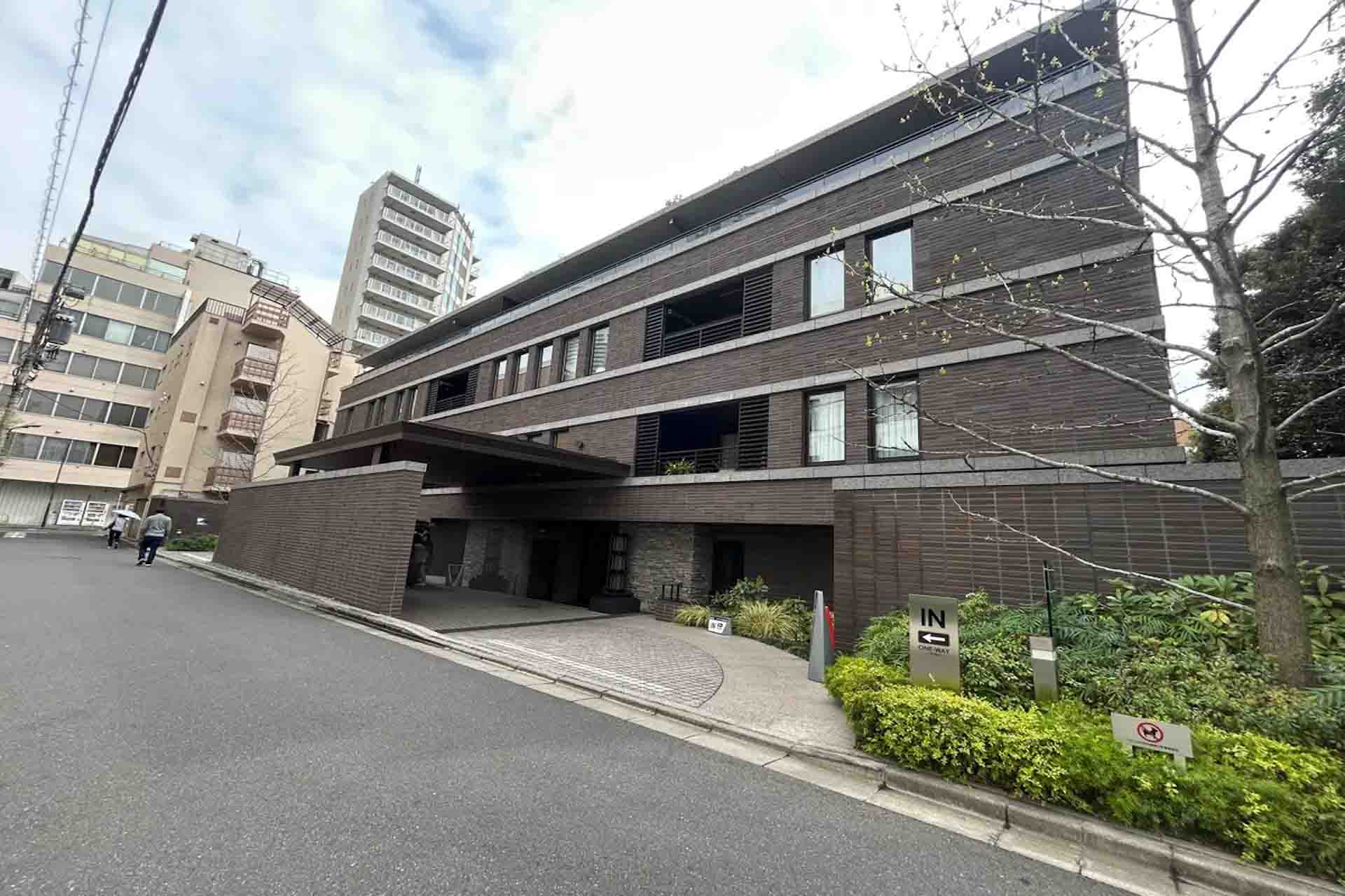 Brands Roppongi Iikura Katamachi15.jpg