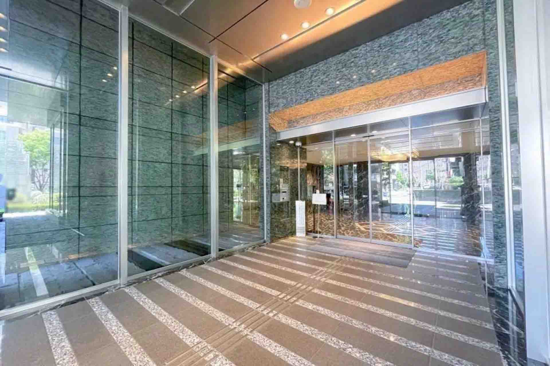 Crest Prime Tower Shiba16.jpg