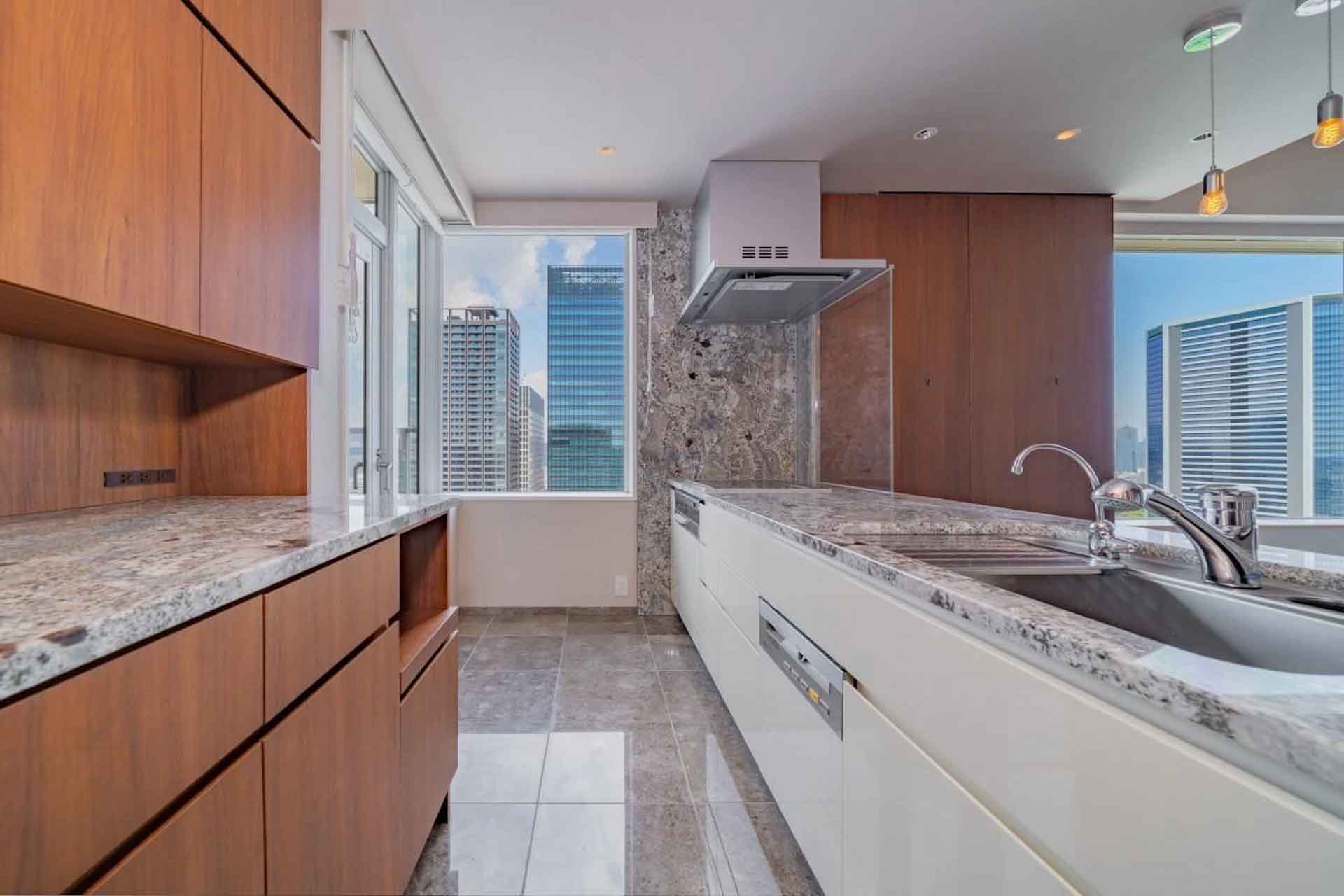 Crest Prime Tower Shiba8.jpg