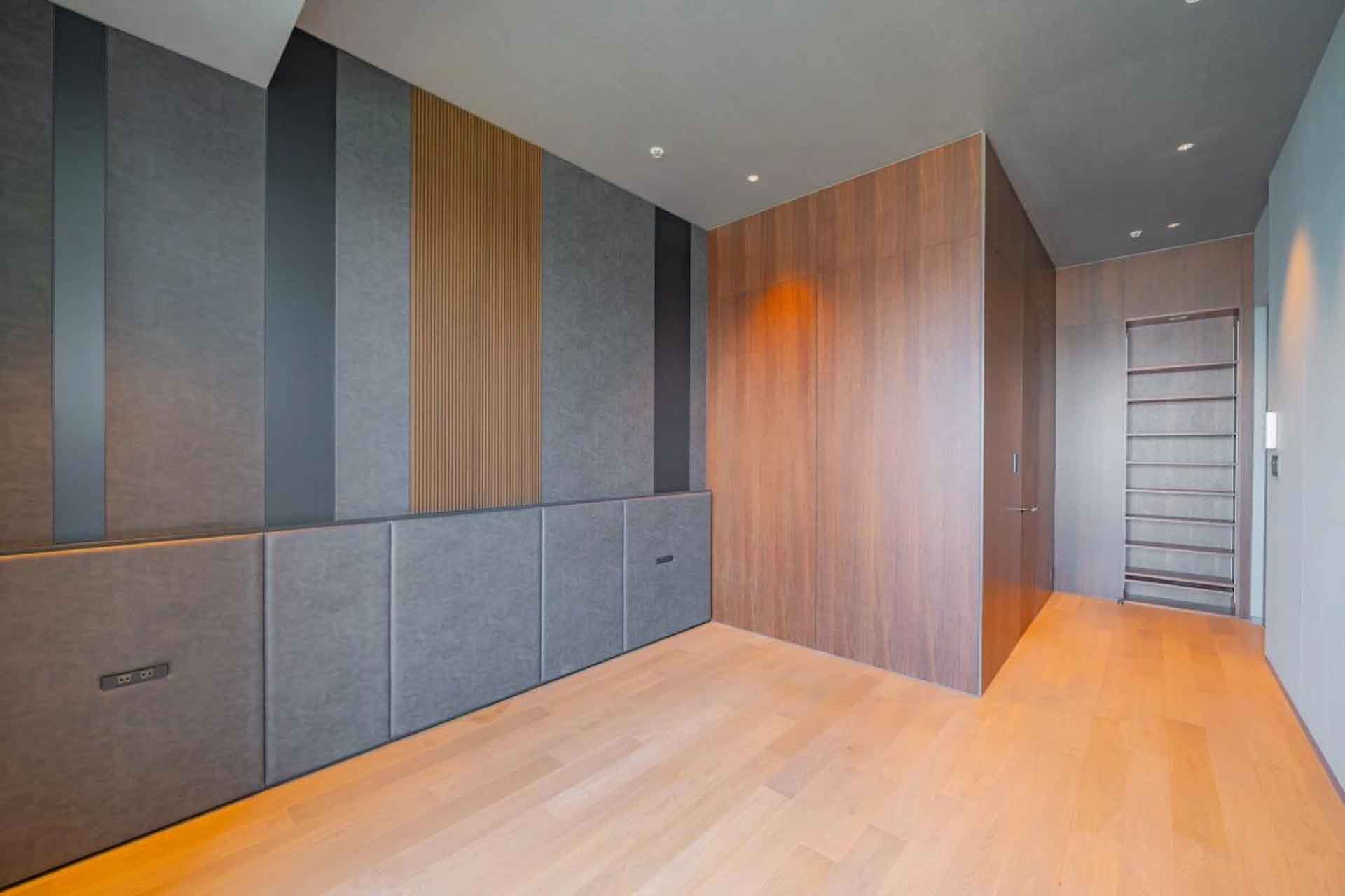 Crest Prime Tower Shiba12.jpg