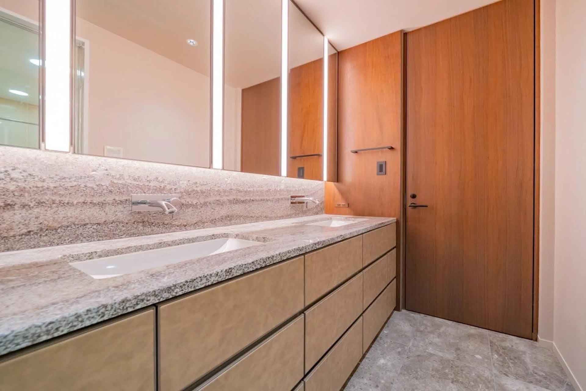 Crest Prime Tower Shiba9.jpg