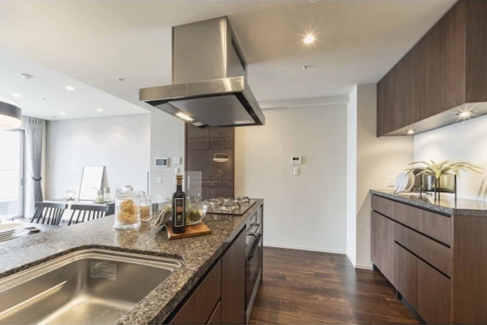 Park Court Hamarikyu The Tower10.jpg