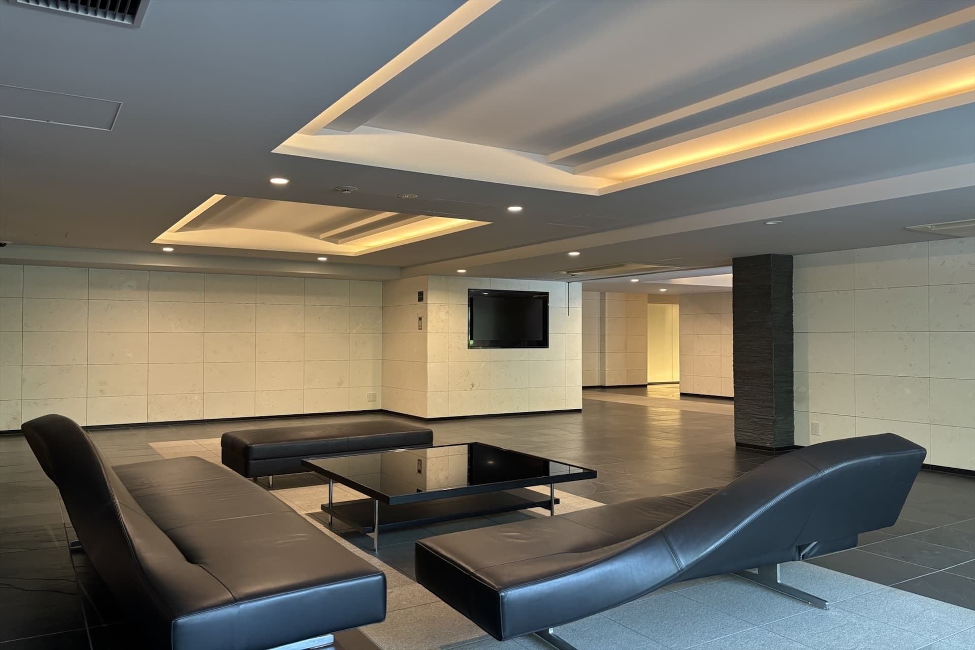 Parknade Meguro7.jpg