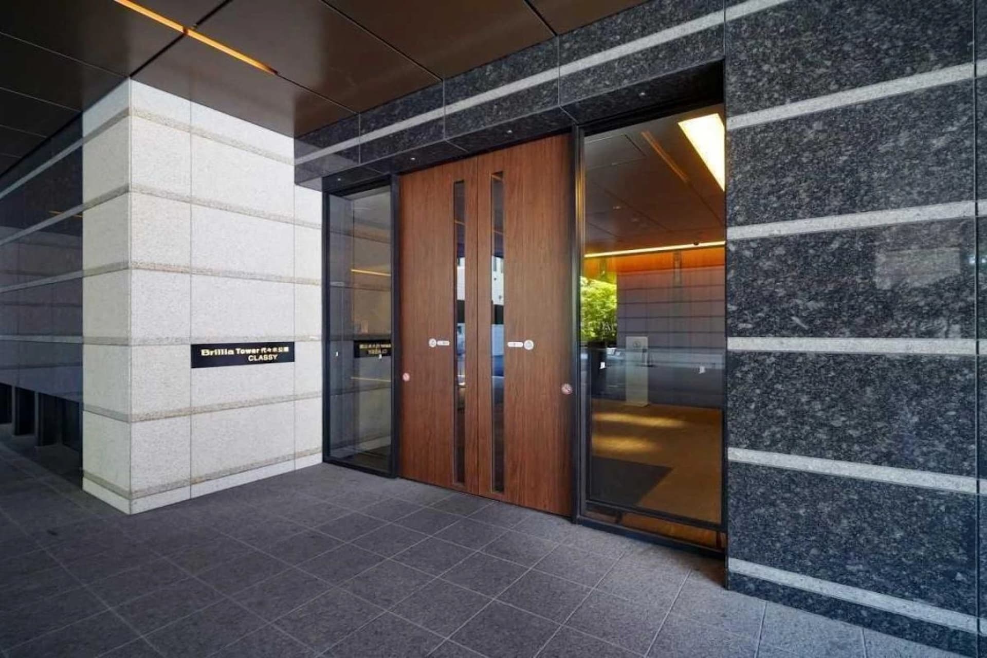 Brillia Tower Yoyogi Park Classy18.jpg