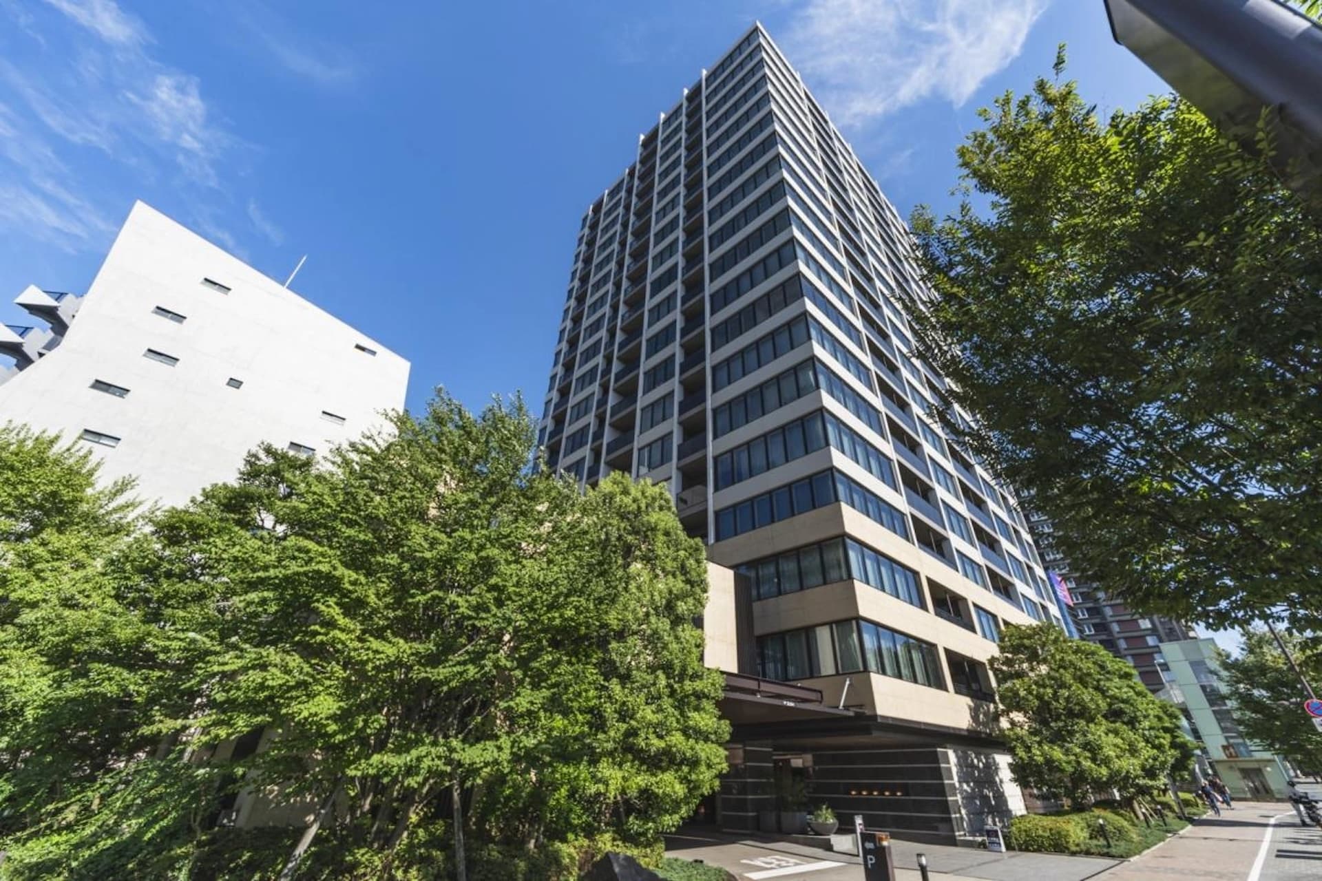 Brillia Tower Yoyogi Park Classy2.jpg