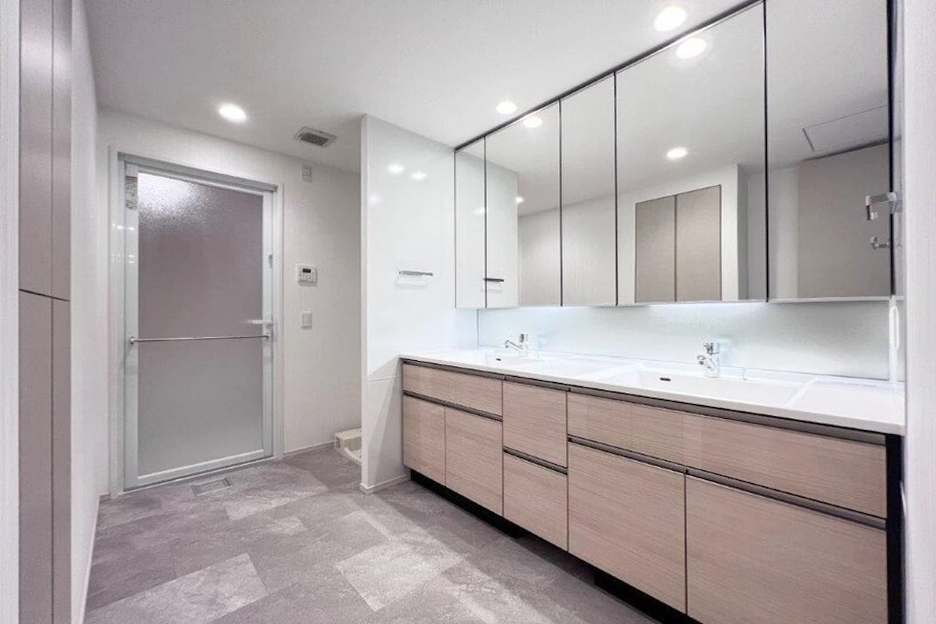 Proud Tower Shibuya2.jpg