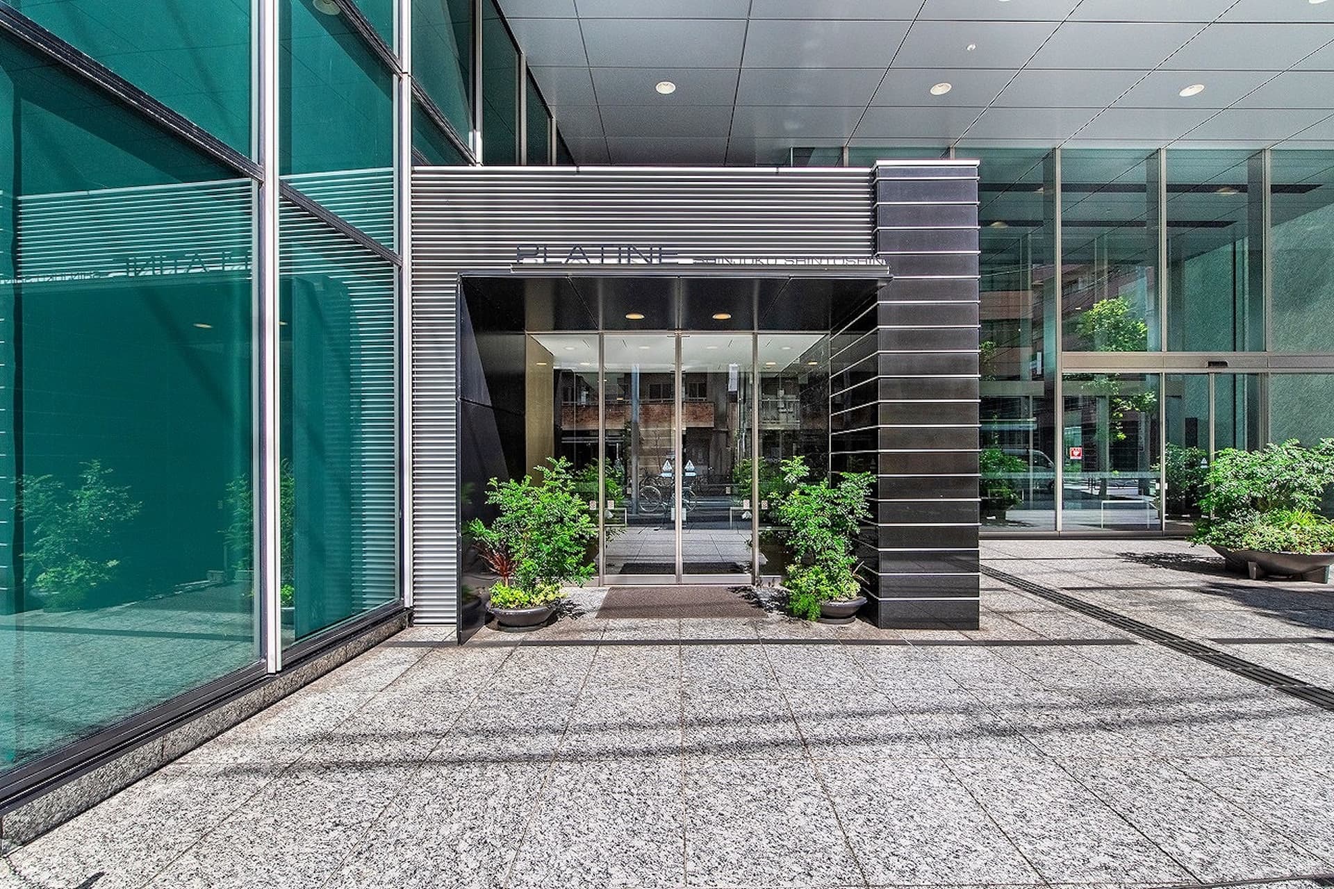 PLATINE SHINJUKU - SHINTOSHIN 13.jpg